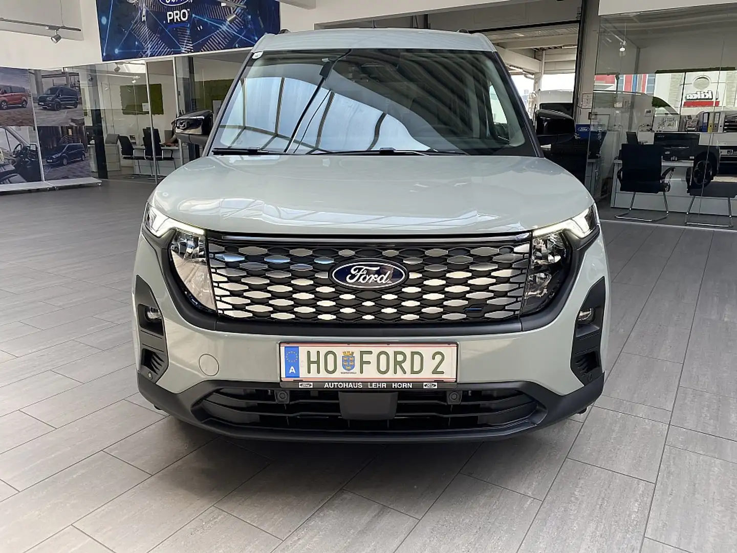 Ford Tourneo Courier E-Tourneo Courier Titanium Gris - 2
