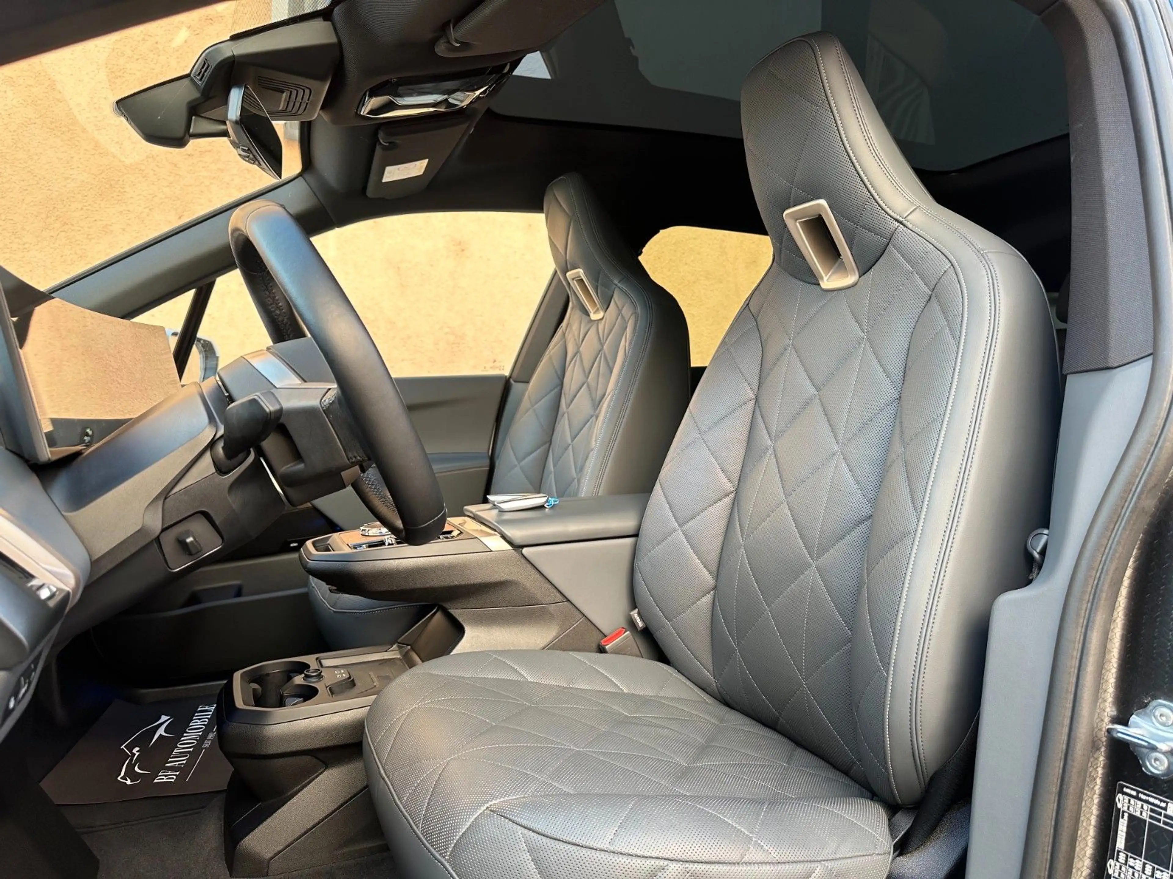BMW iX xDrive40 M Sport PANO-SKY*AHK*Sitzkl*H&K*360° — photo 5