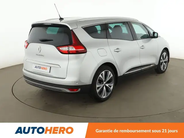 Renault Grand Scenic view 6
