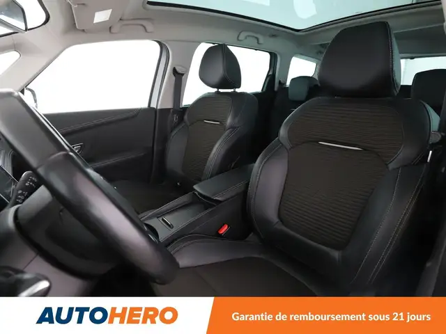 Renault Grand Scenic view 10