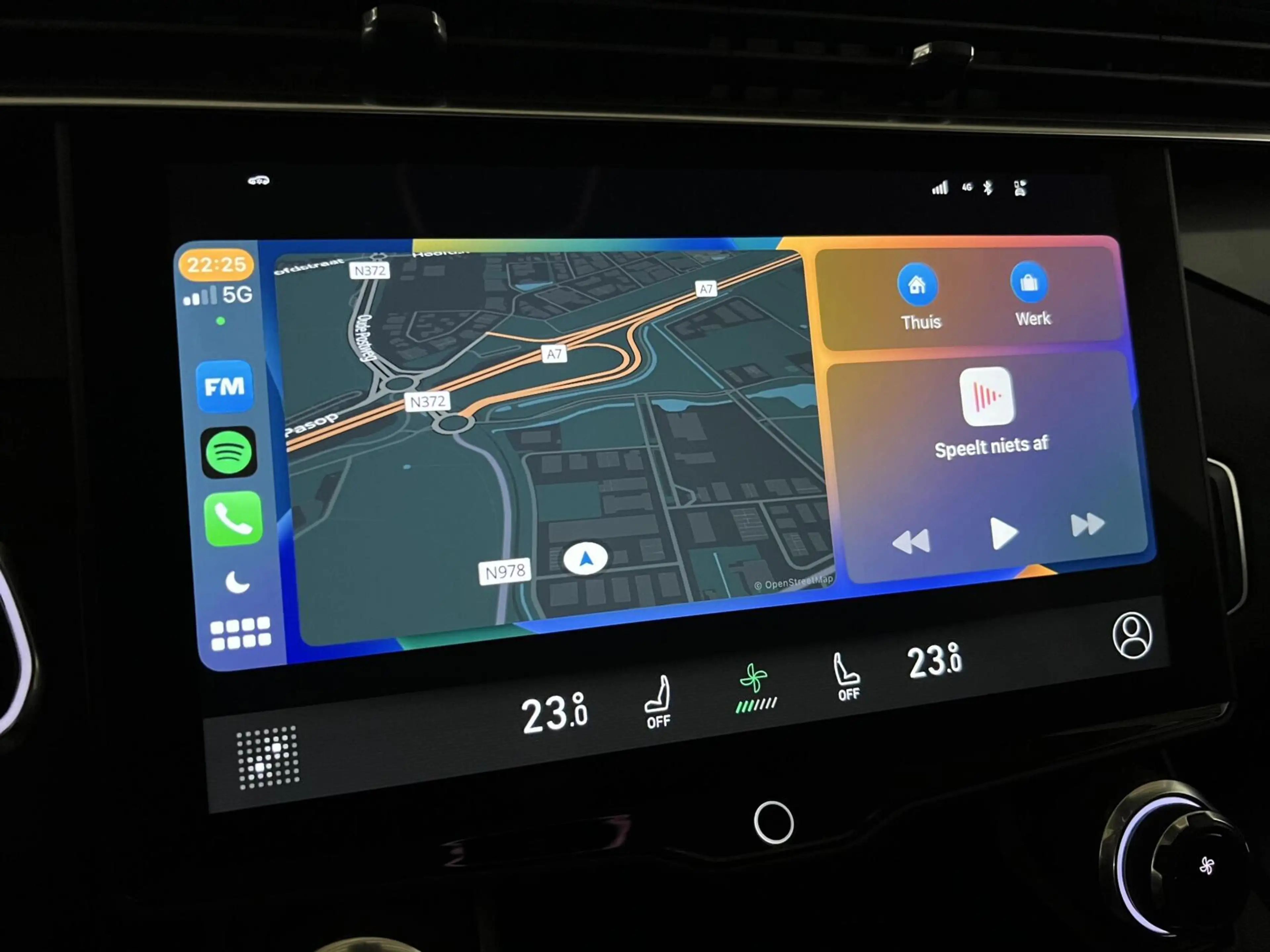 Lynk & Co 01 1.5 Plug-in Black Edition Sfeerver. CarPlay 360° — photo 43