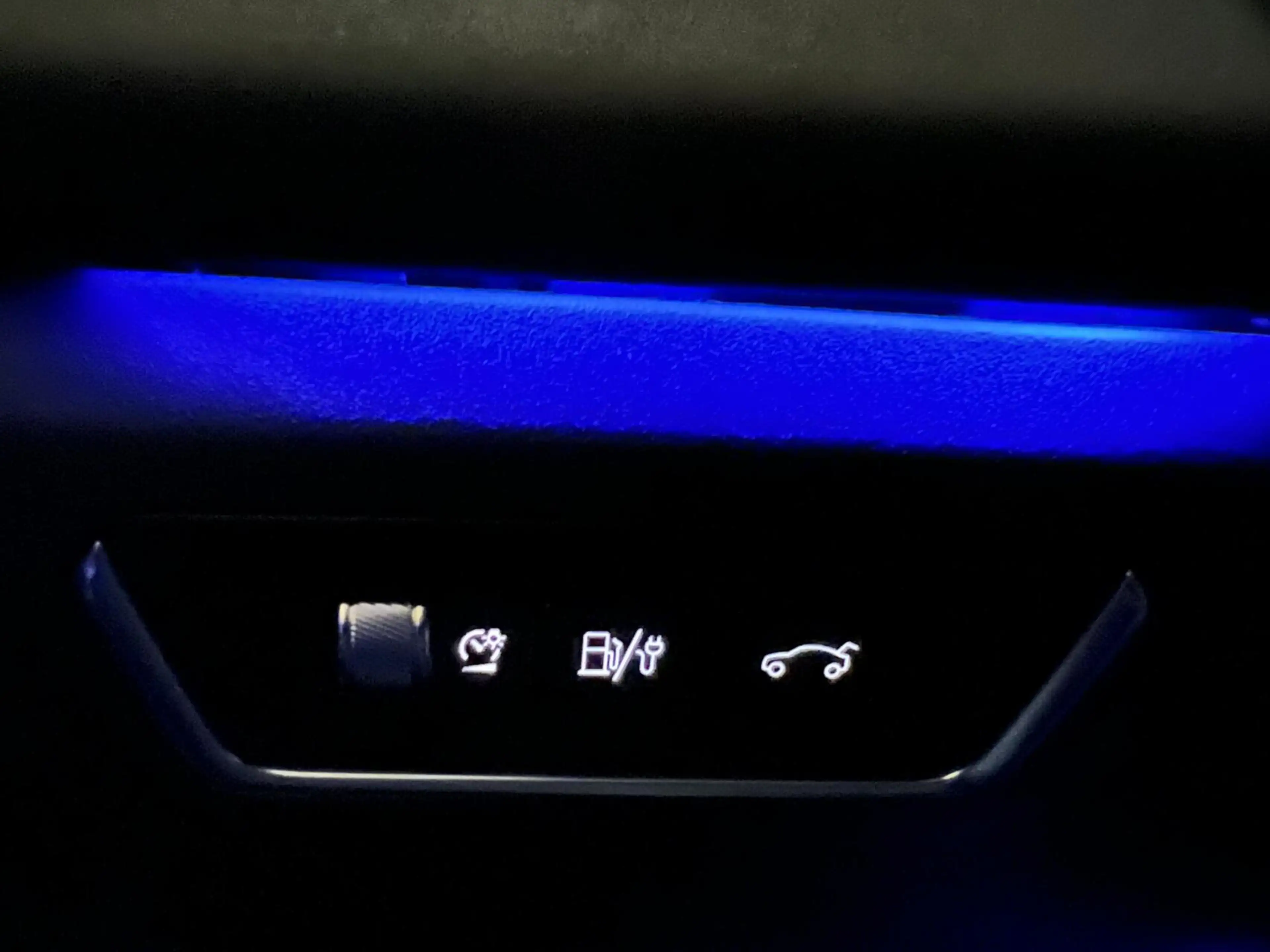 Lynk & Co 01 1.5 Plug-in Black Edition Sfeerver. CarPlay 360° — photo 33