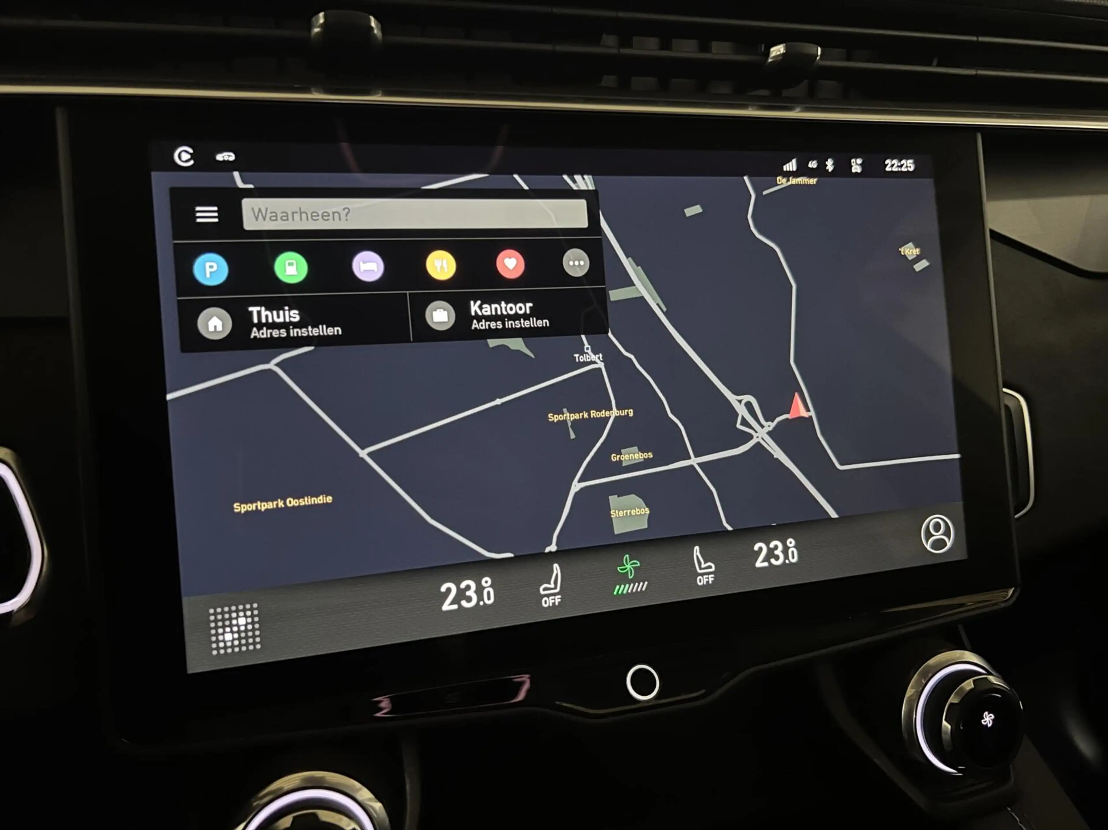 Lynk & Co 01 1.5 Plug-in Black Edition Sfeerver. CarPlay 360° — photo 47
