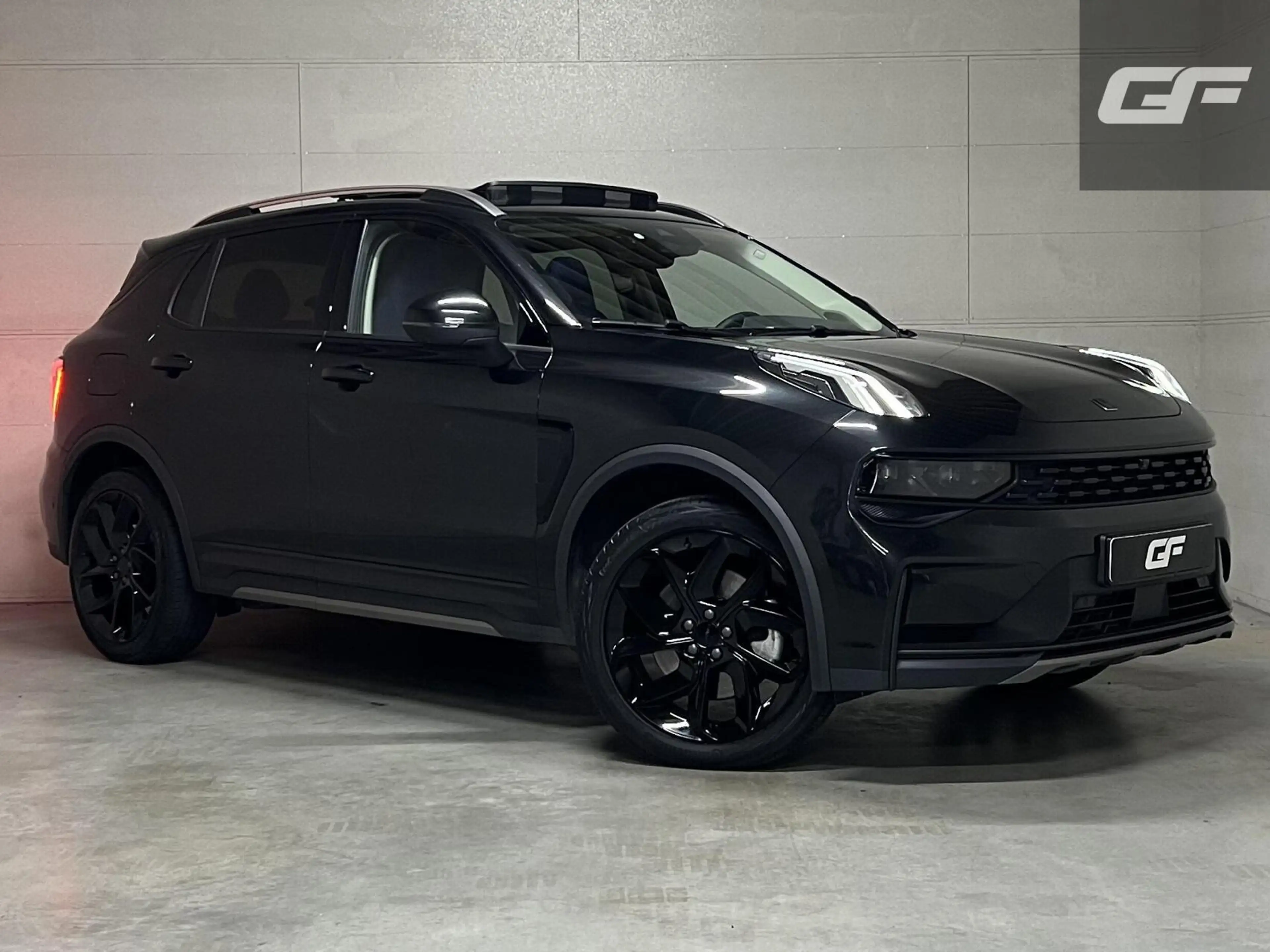 Lynk & Co 01 1.5 Plug-in Black Edition Sfeerver. CarPlay 360°