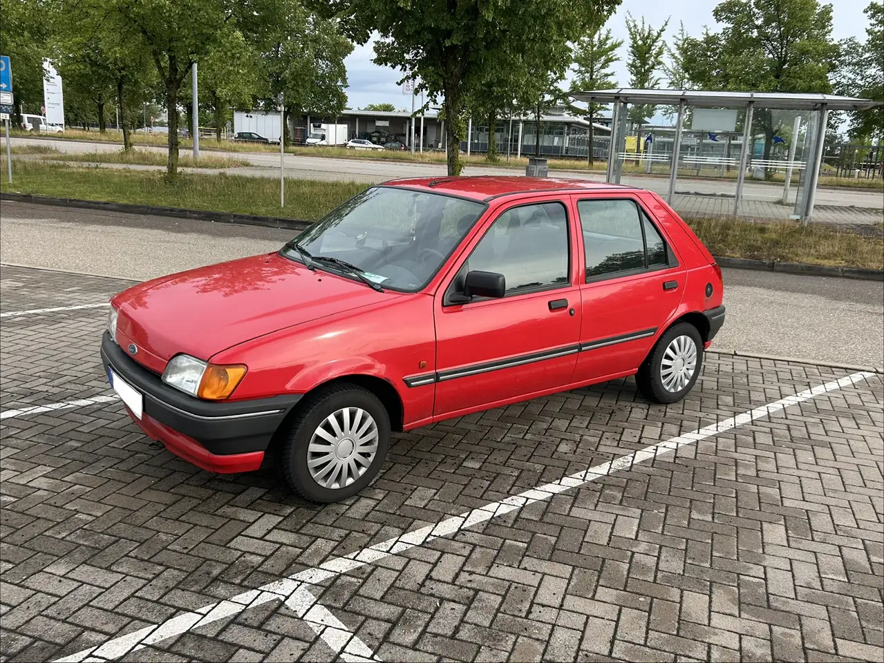 Ford Fiesta CLX, foto 1