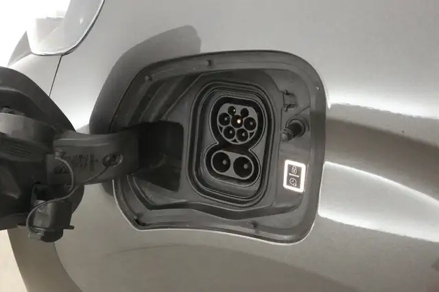 Opel Vivaro-E view 8