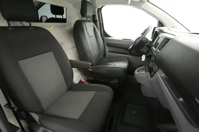 Opel Vivaro-E view 12