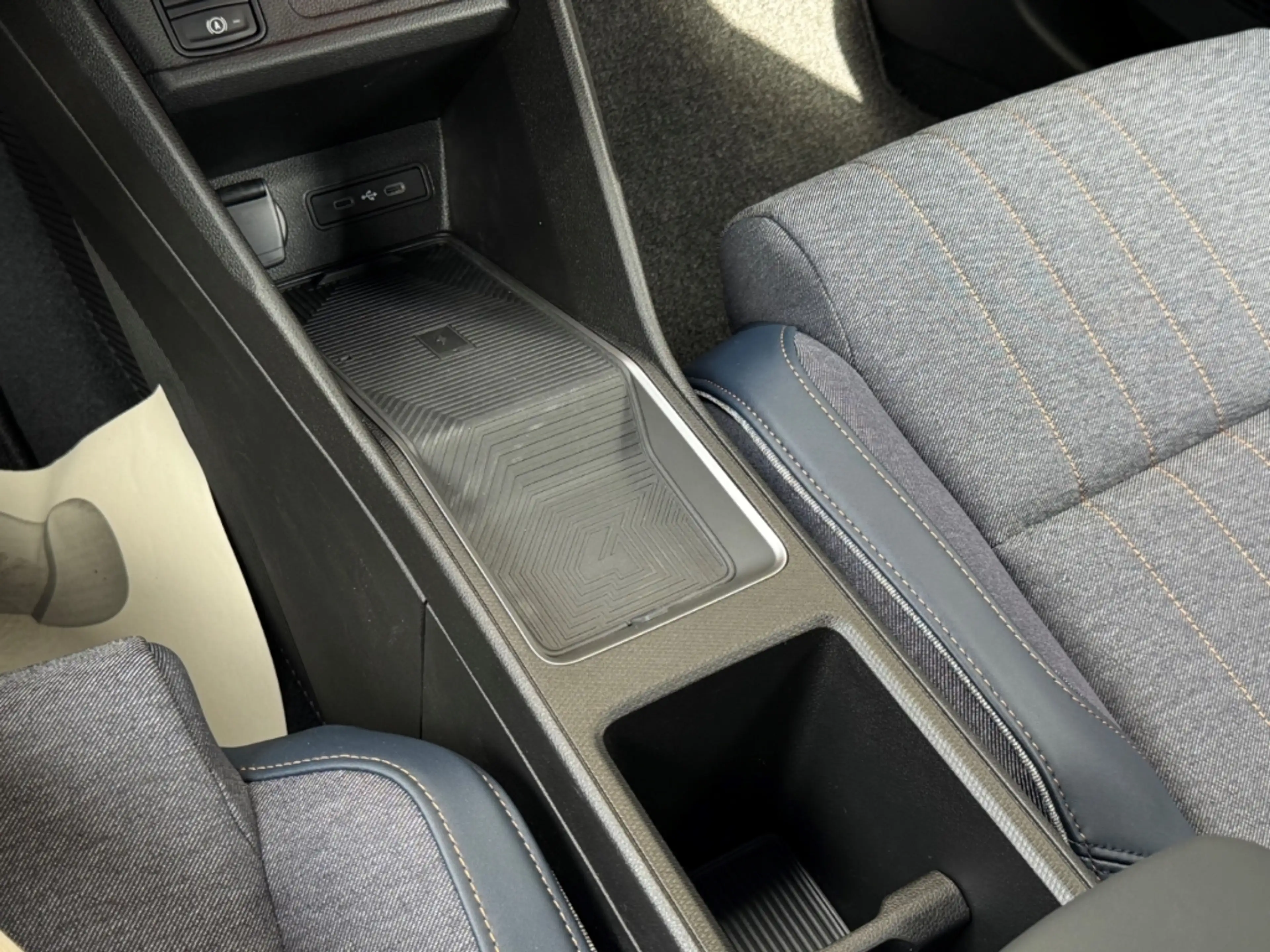 Renault R 4 R4 Techno 150 Comfort Range Kamera SHZ — photo 14