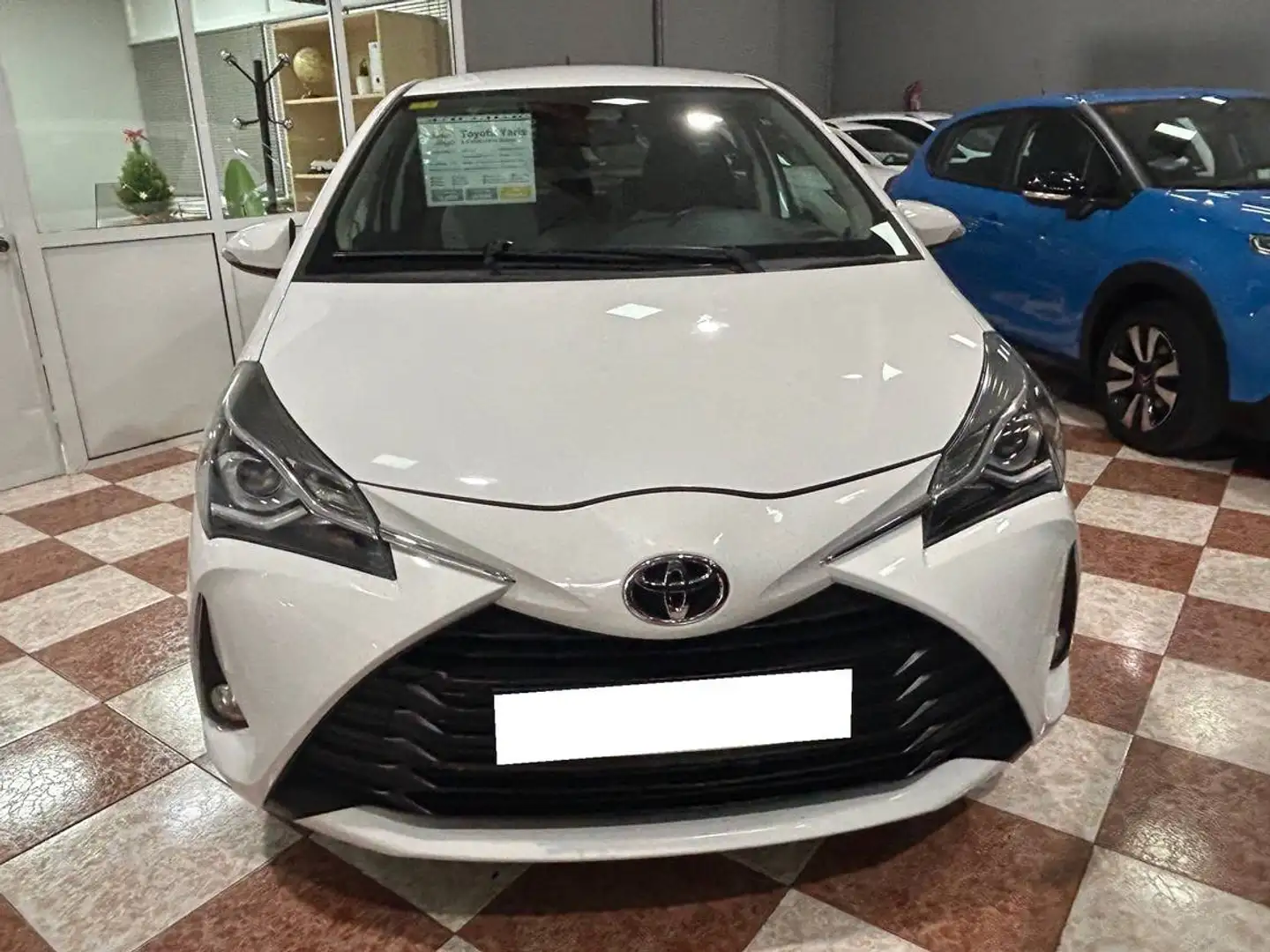 Toyota Yaris 1.5 Active Blanco - 2
