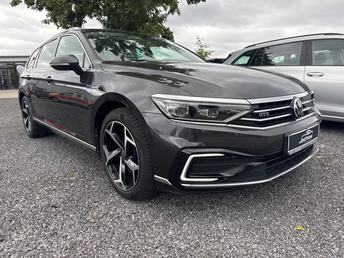 Volkswagen Passat Variant 1.4 TSI Hybrid GTE Assitenzp Ahzv Matrix Grau - 2