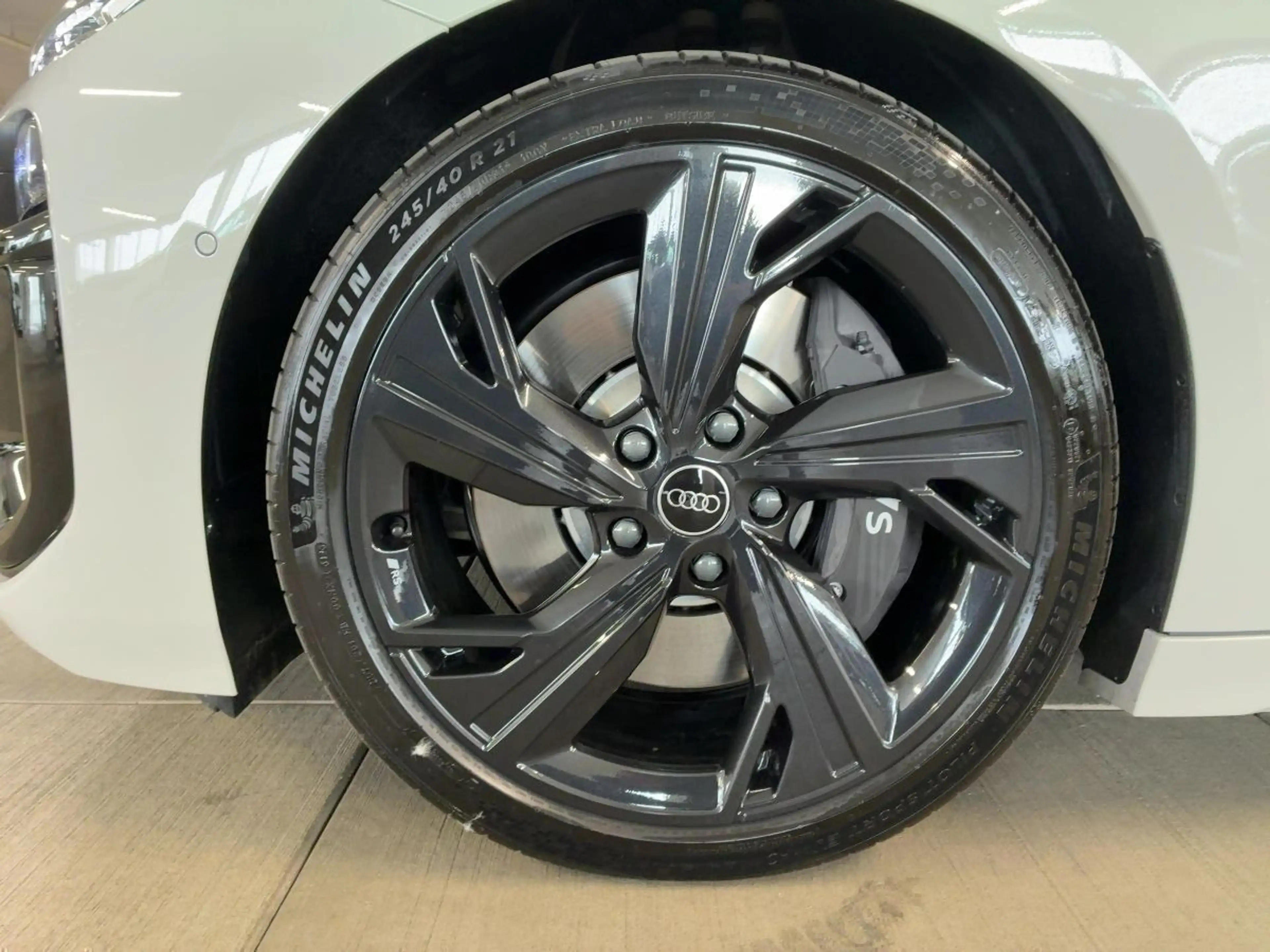 Audi S6 e-tron S6 Avant e-tron quattro Navi Pano VC B&O LED-Plu — photo 11