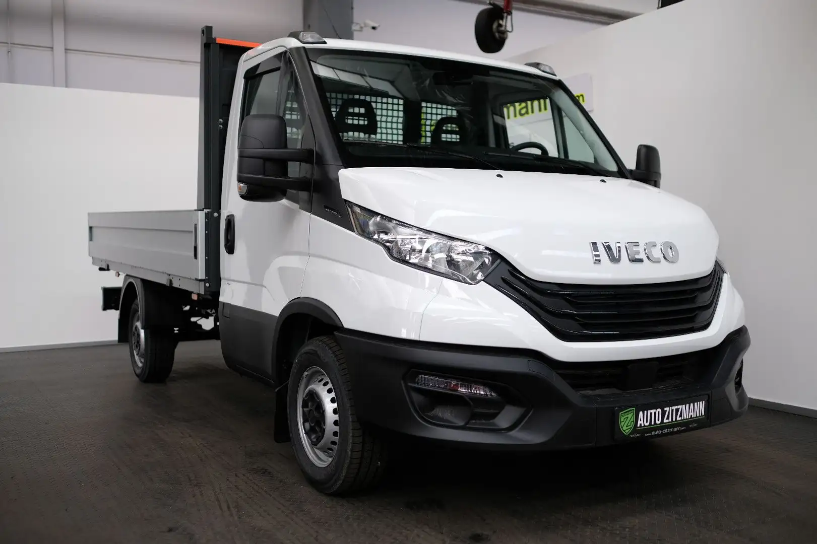 Iveco Daily 35S16 2,3 D RS 3450 PRITSCHE Weiß - 1