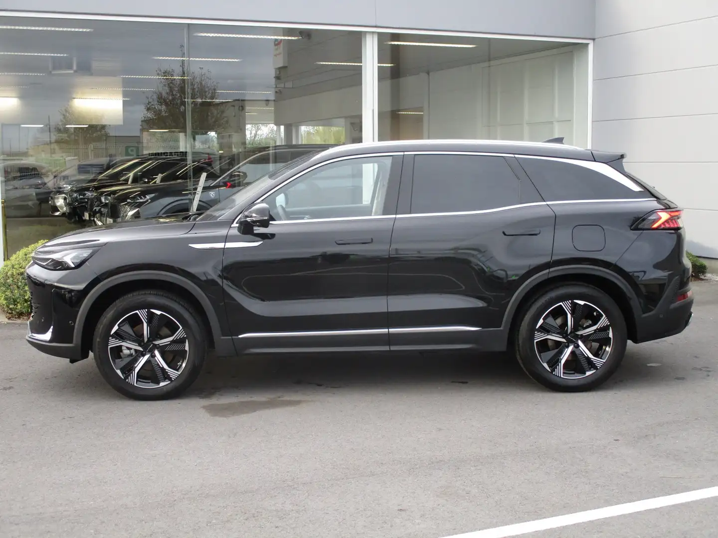 BAIC Beijing X75 X75 1.5 Turbo DCT Noir - 2