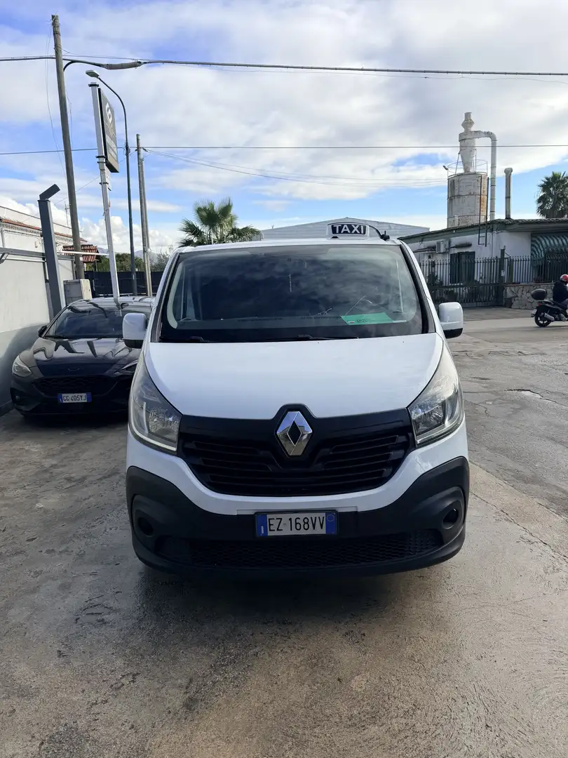 Renault Trafic - 2