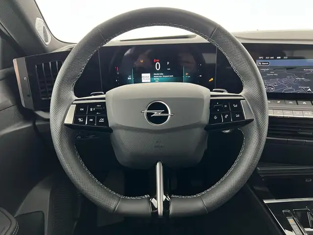 Opel Astra view 15