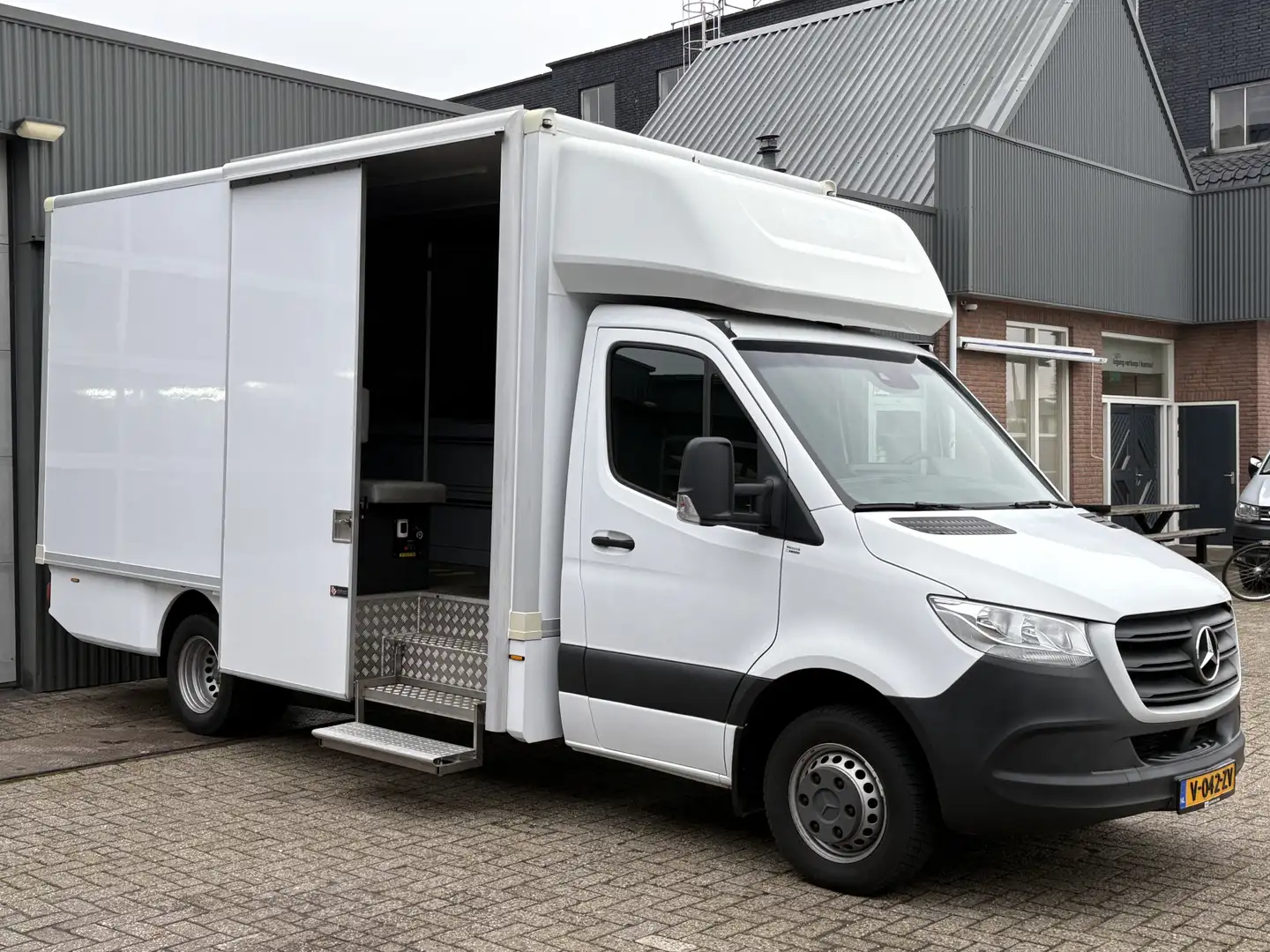 Mercedes-Benz Sprinter 516 CDI Maxi 432 wb Bakwagen Werkplaatsinrichting Wit - 1