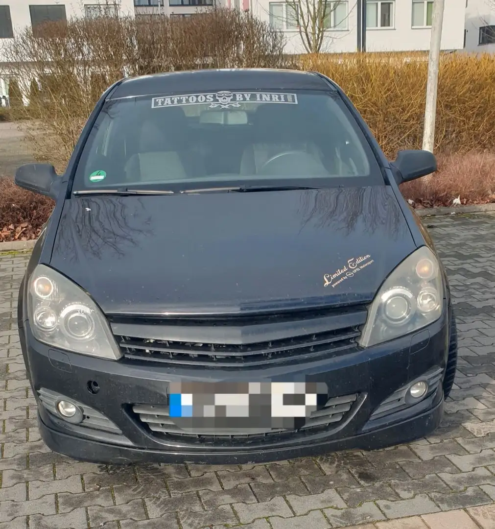 Opel Astra H GTC Sport Schwarz - 1