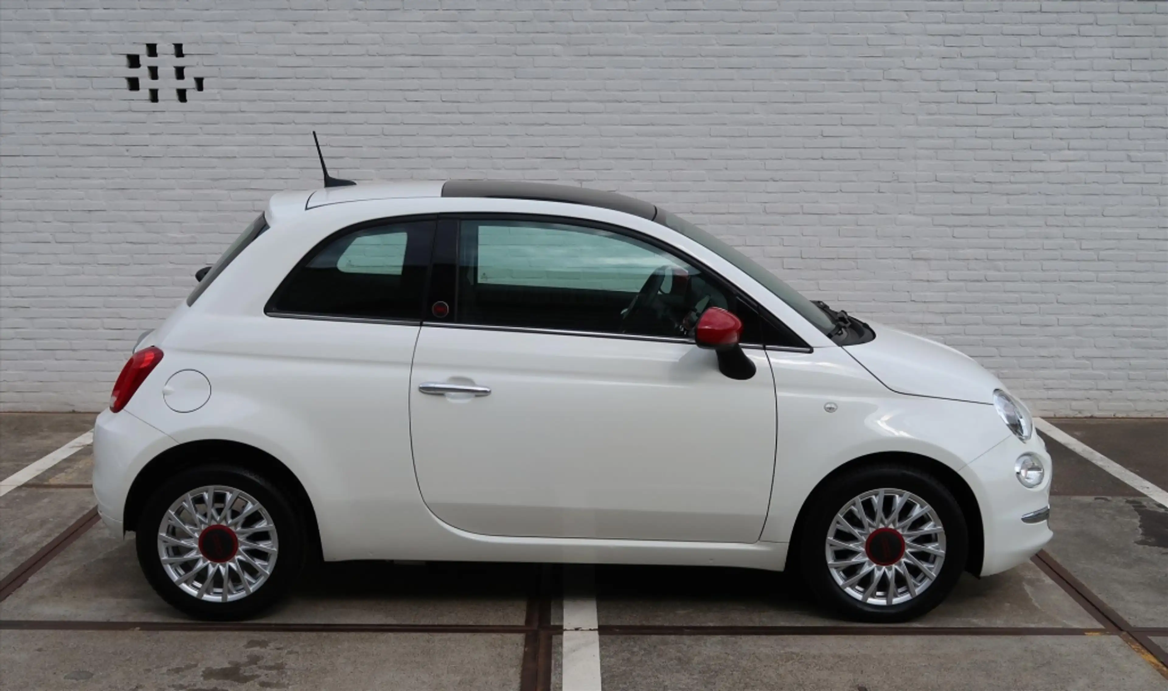 Fiat 500 1.0 70pk Hybrid eco Red Edition I Panoramadak I PD — photo 3