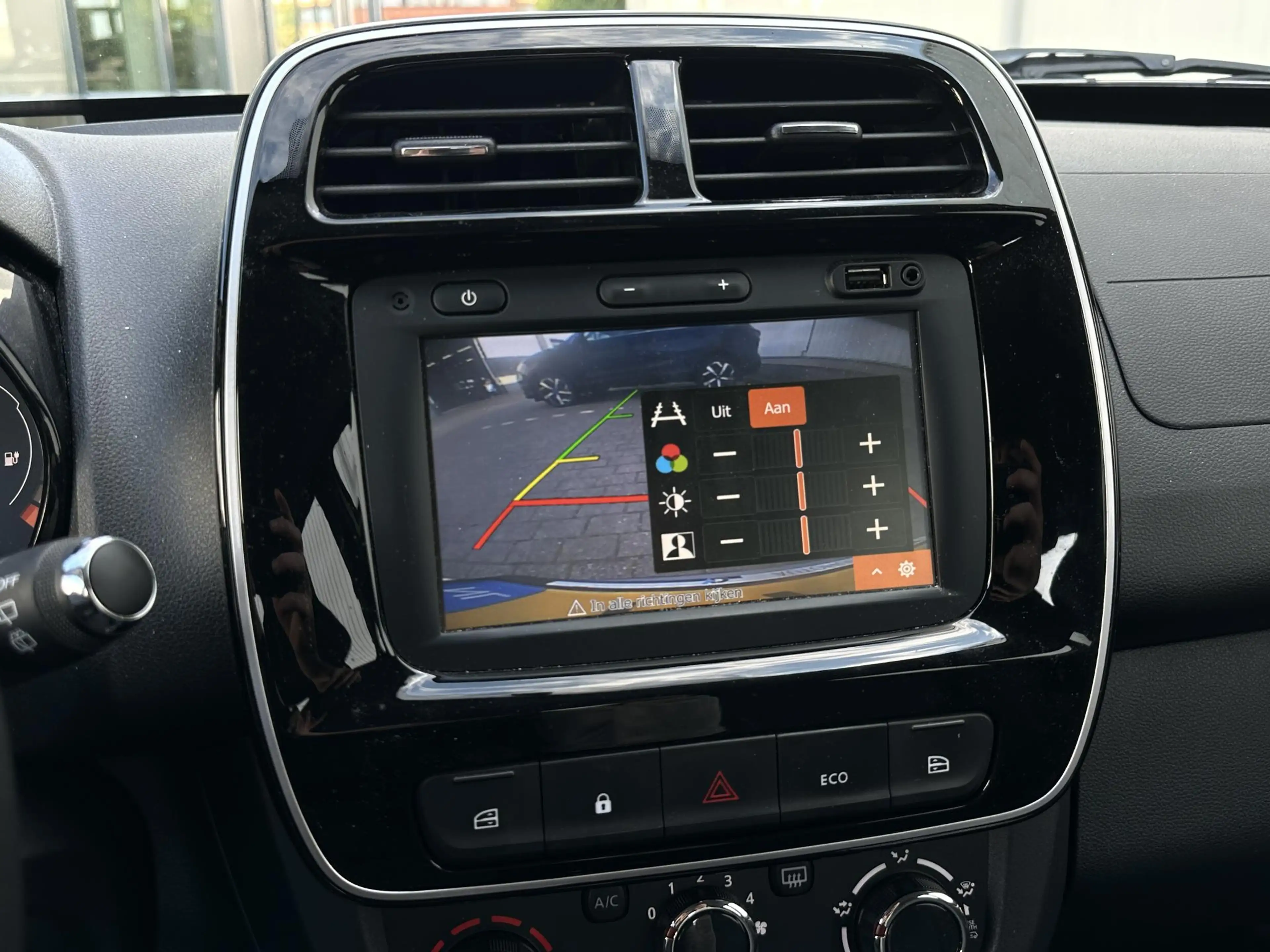 Dacia Spring Expression 27 kWh |Carplay|Camera|Navi|Kunstleder| — photo 43