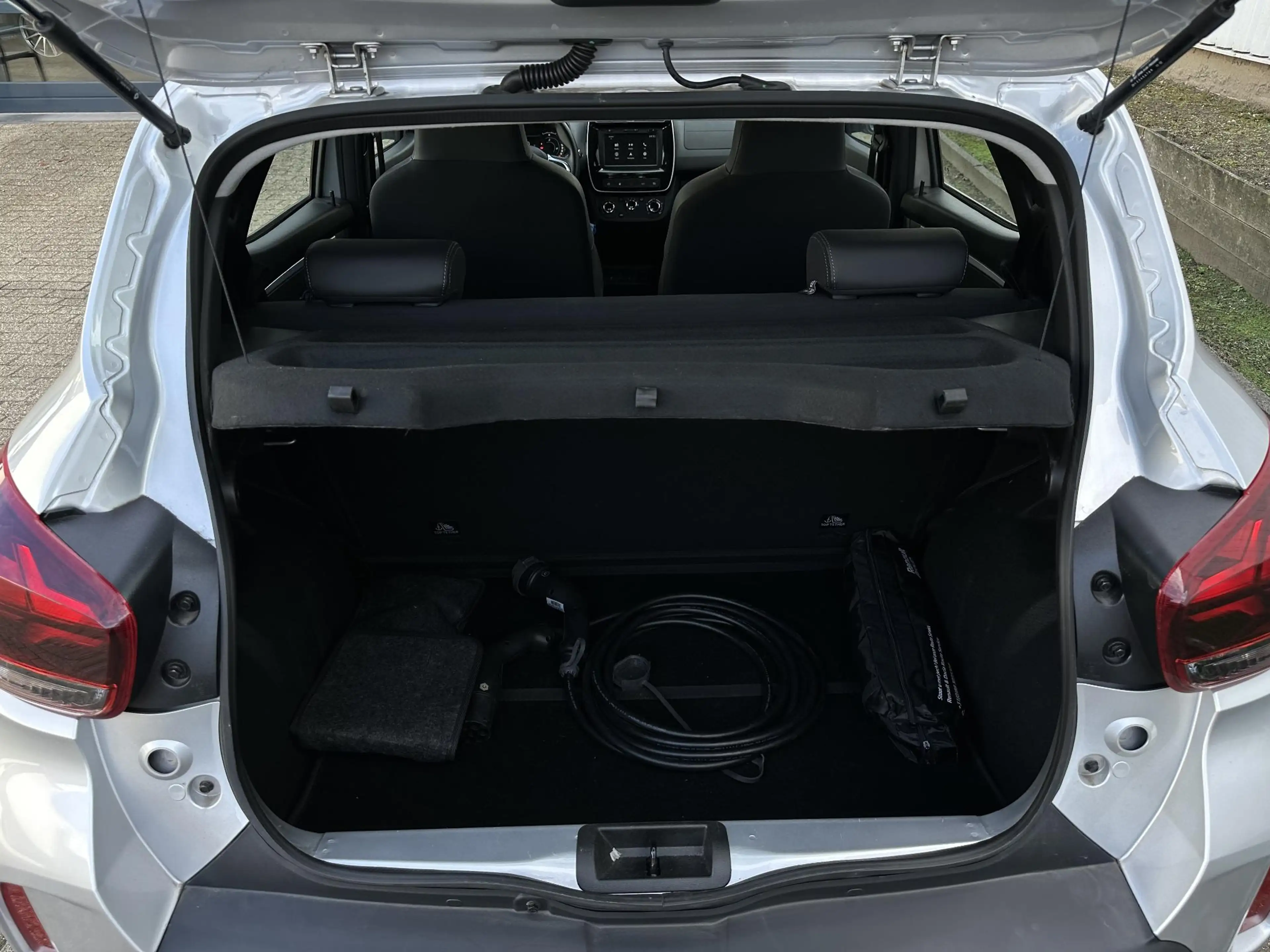 Dacia Spring Expression 27 kWh |Carplay|Camera|Navi|Kunstleder| — photo 25