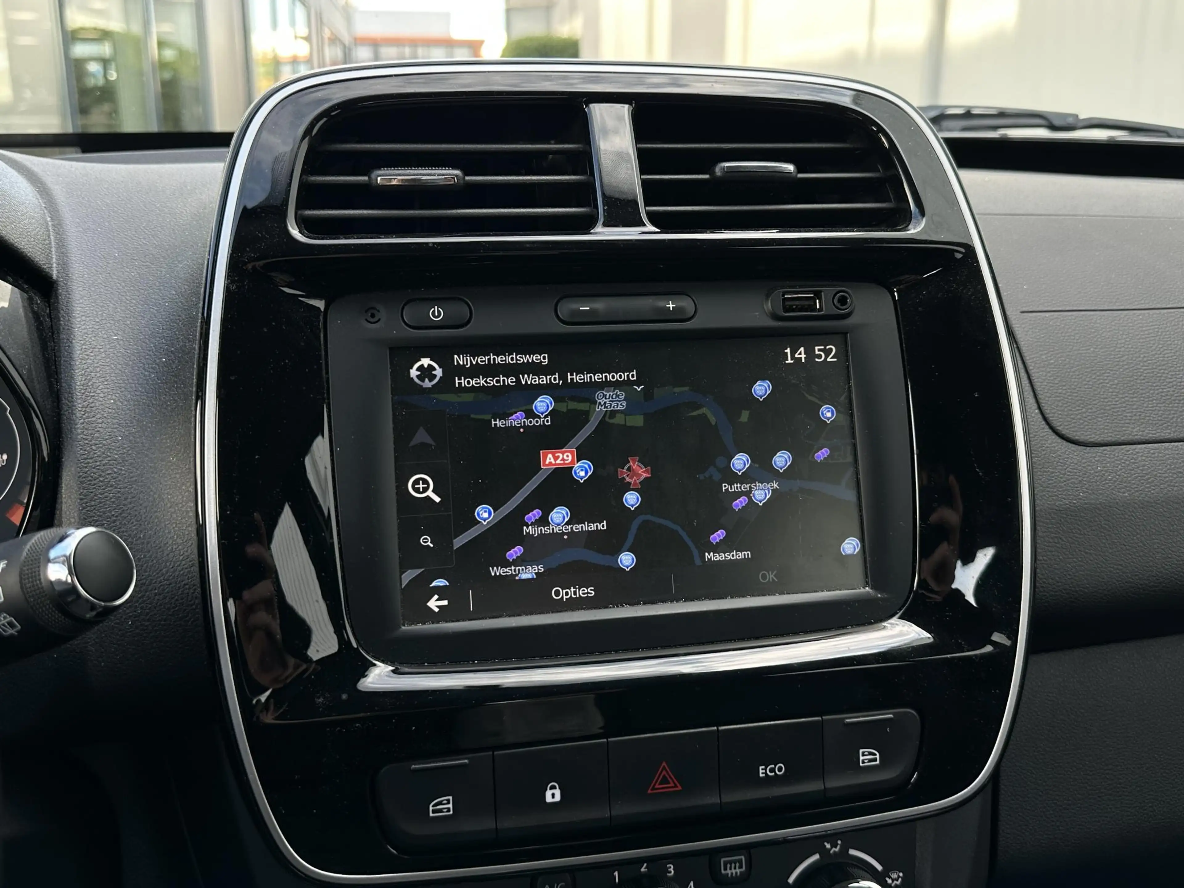 Dacia Spring Expression 27 kWh |Carplay|Camera|Navi|Kunstleder| — photo 37
