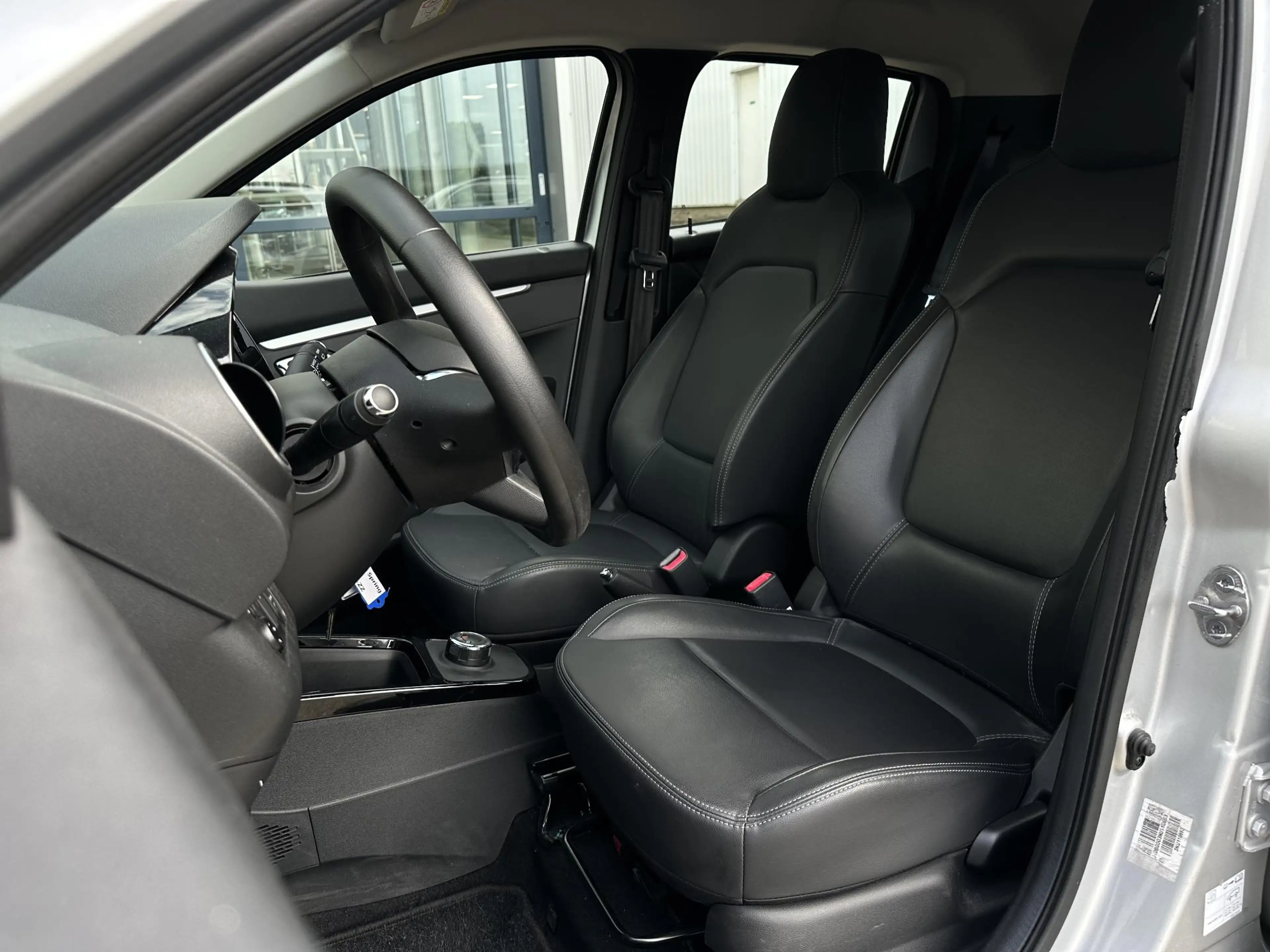 Dacia Spring Expression 27 kWh |Carplay|Camera|Navi|Kunstleder| — photo 11