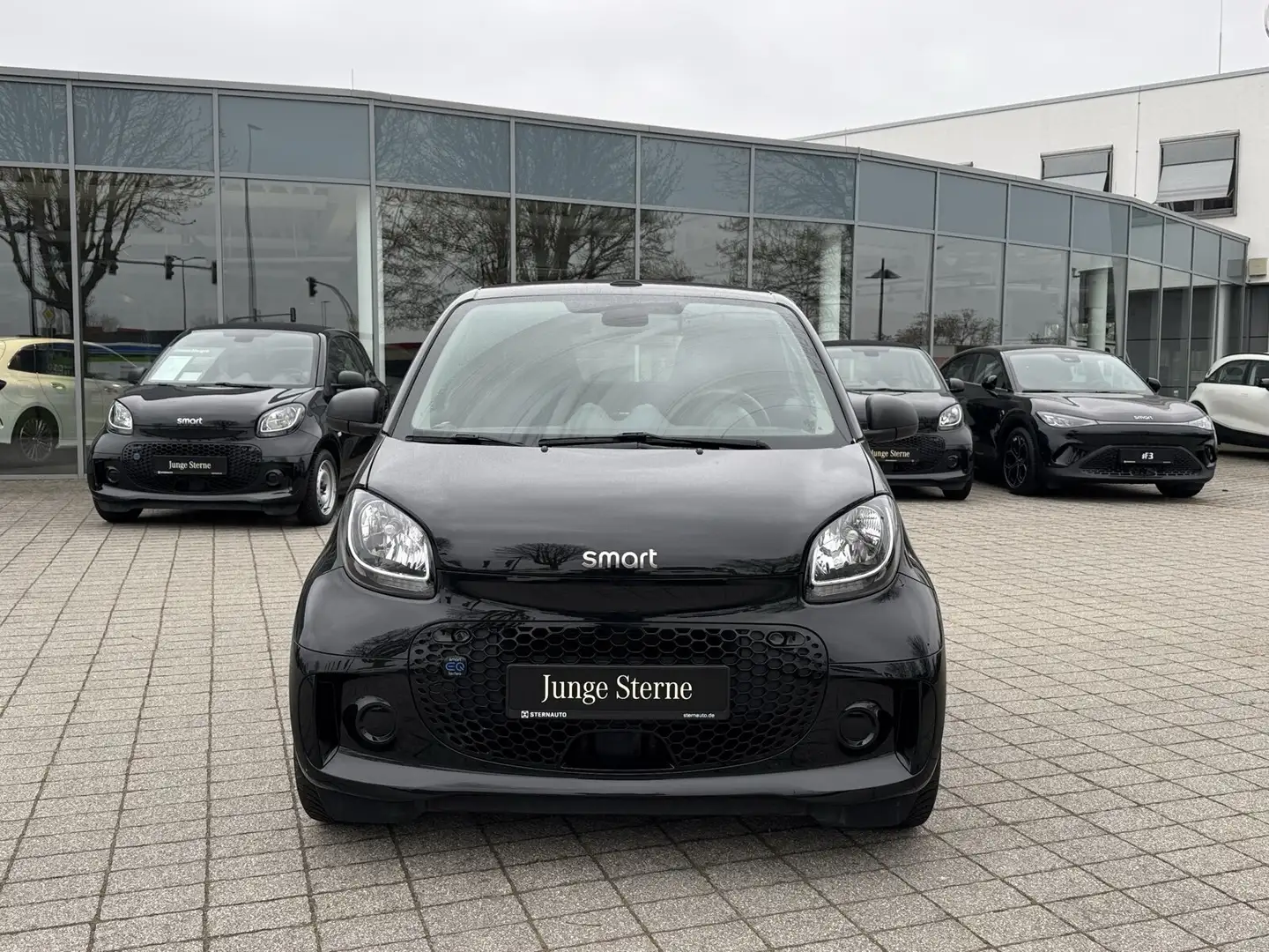 smart forTwo smart EQ fortwo cabrio Klima Tempomat Cool&Audio Schwarz - 2
