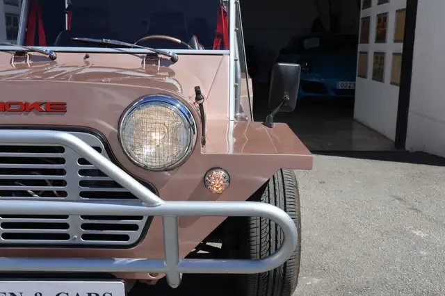 Austin Mini Moke view 10