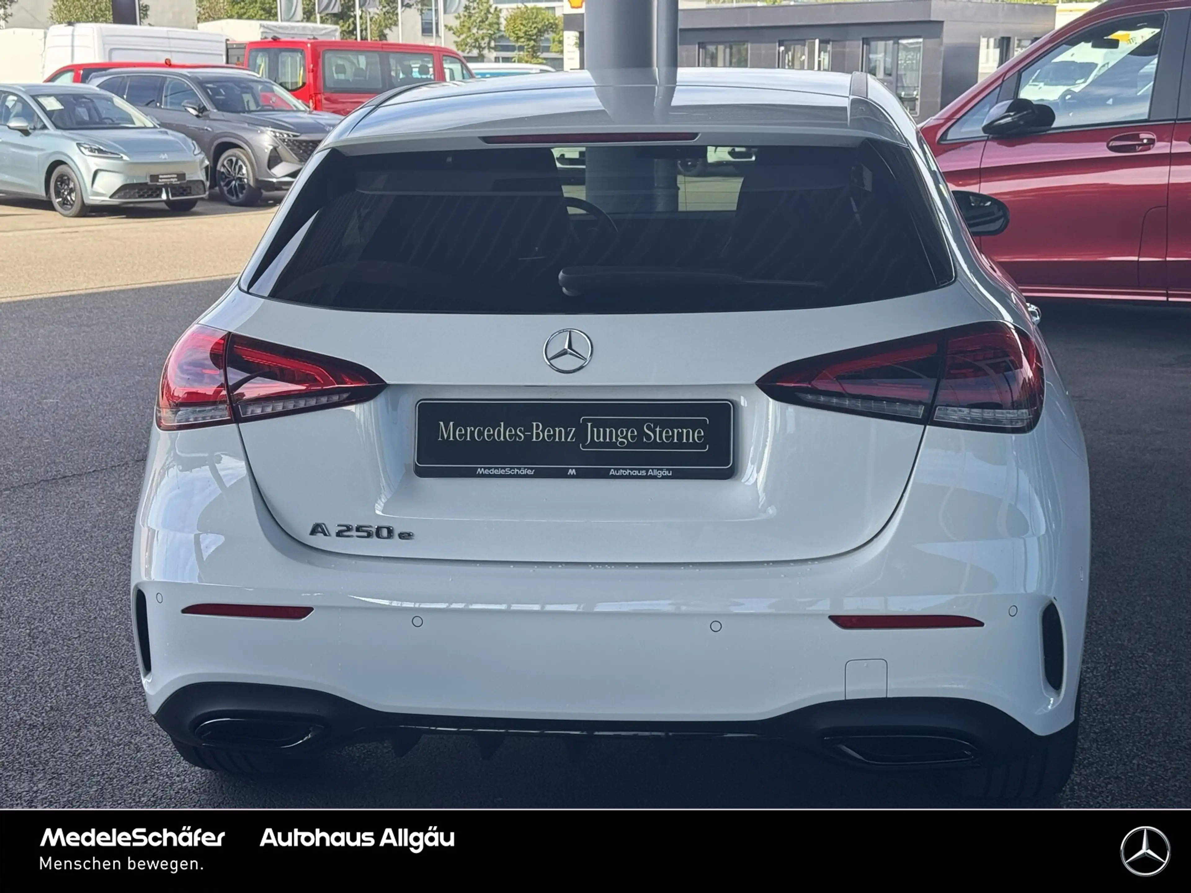 Mercedes-Benz A 250 A 250 e AMG Night MLed Distronic Vorr. AHK Sport — photo 5
