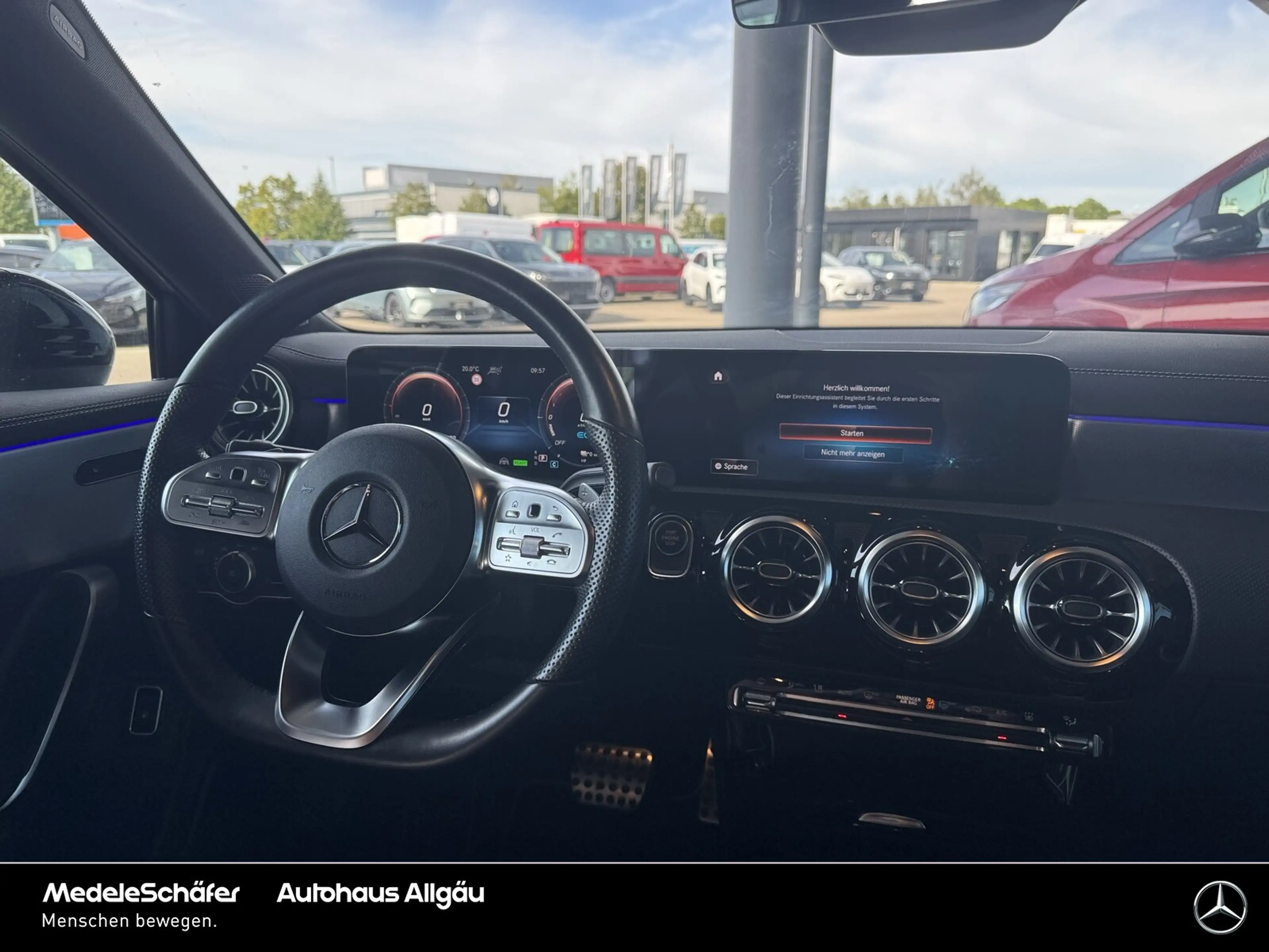 Mercedes-Benz A 250 A 250 e AMG Night MLed Distronic Vorr. AHK Sport — photo 10