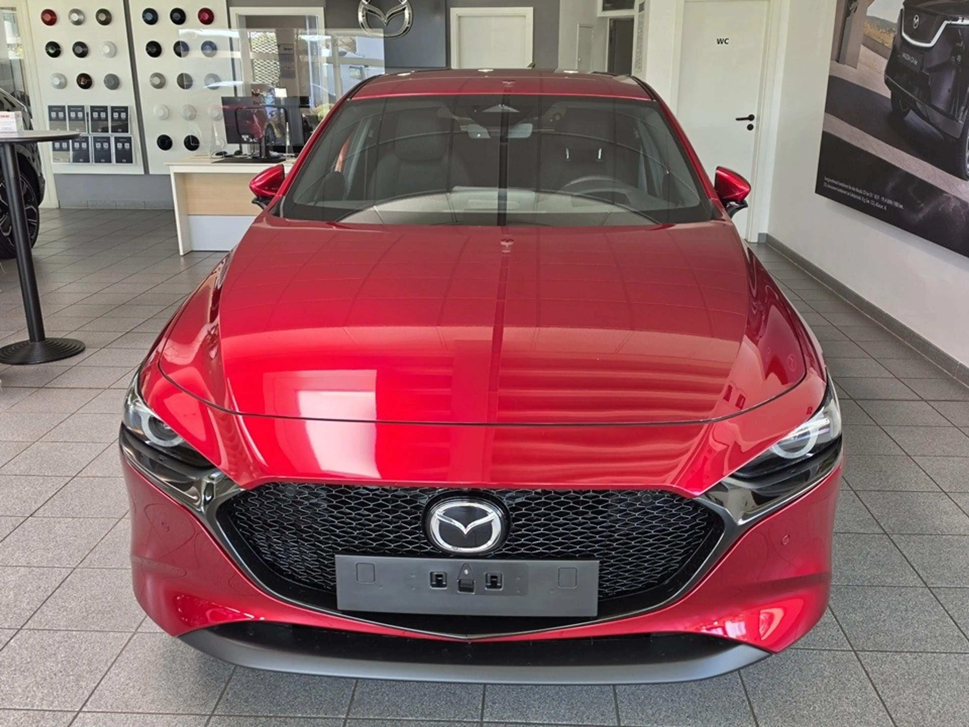 Mazda 3 e-SKY G 140 PS 6AT FWD Exclusive-Line — photo 5