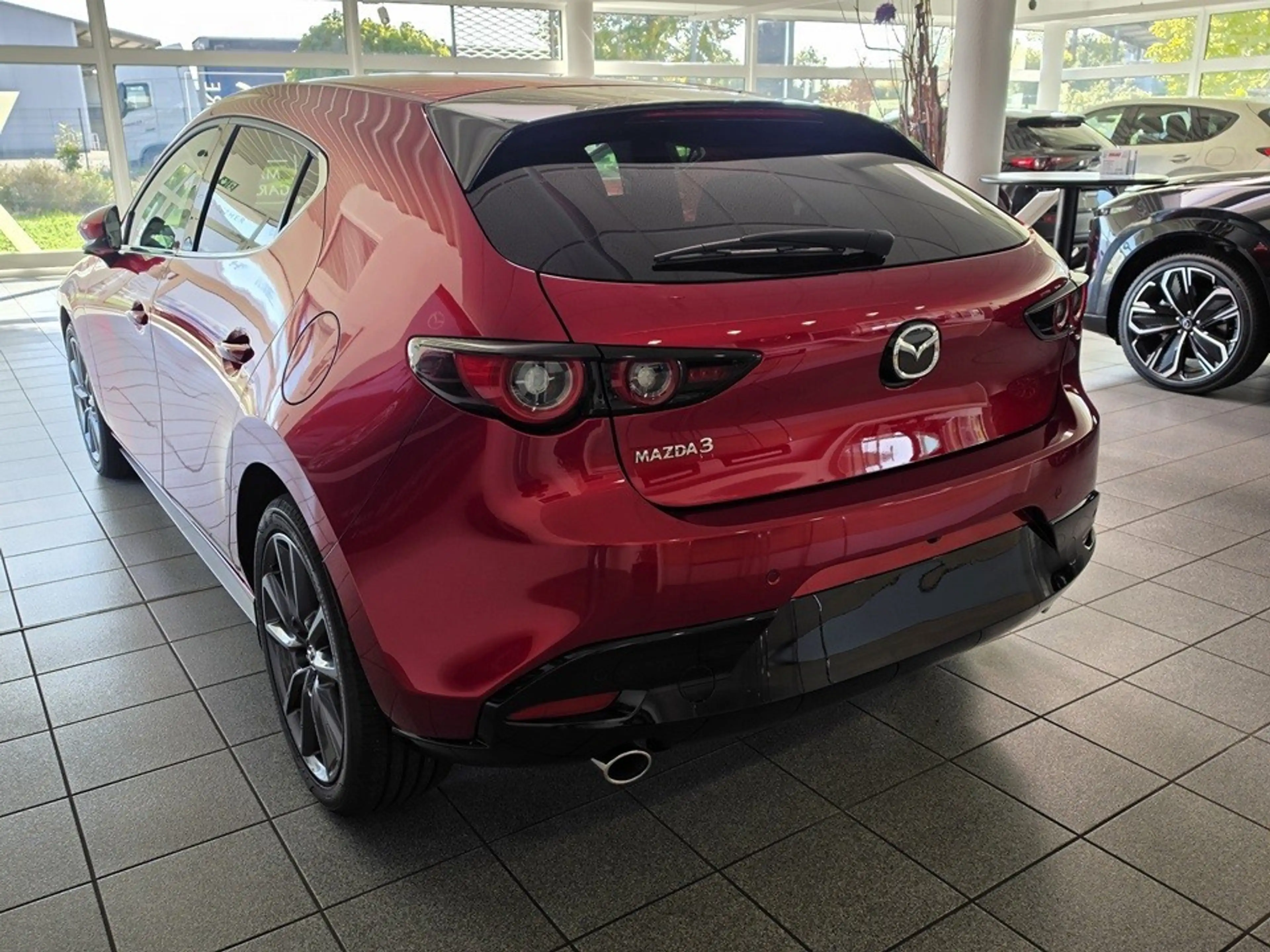 Mazda 3 e-SKY G 140 PS 6AT FWD Exclusive-Line — photo 8