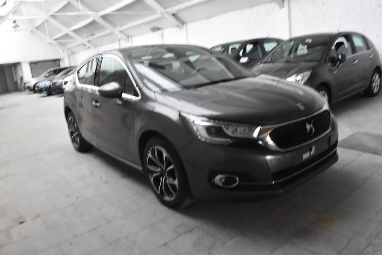 DS Automobiles DS 4 1.2i Chic ***Broken timing belt***73.000KM!!! - 2