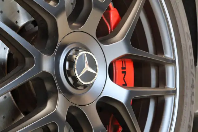 Mercedes-Benz Amg Gle 63 view 19