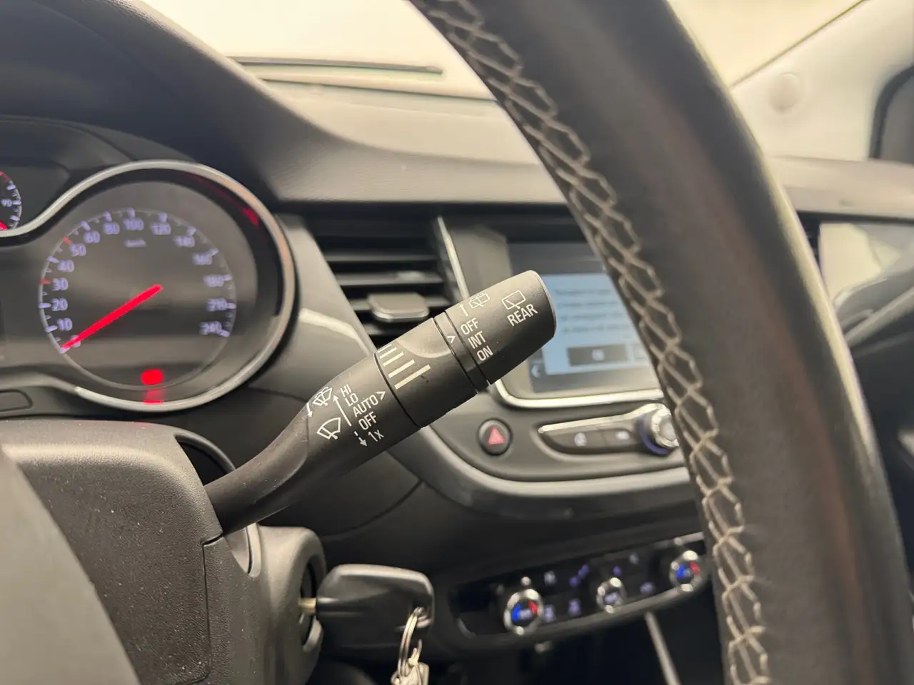 Opel Crossland 1.2 Turbo 12V 110 CV Start&Stop Elegance, миниатюра 13