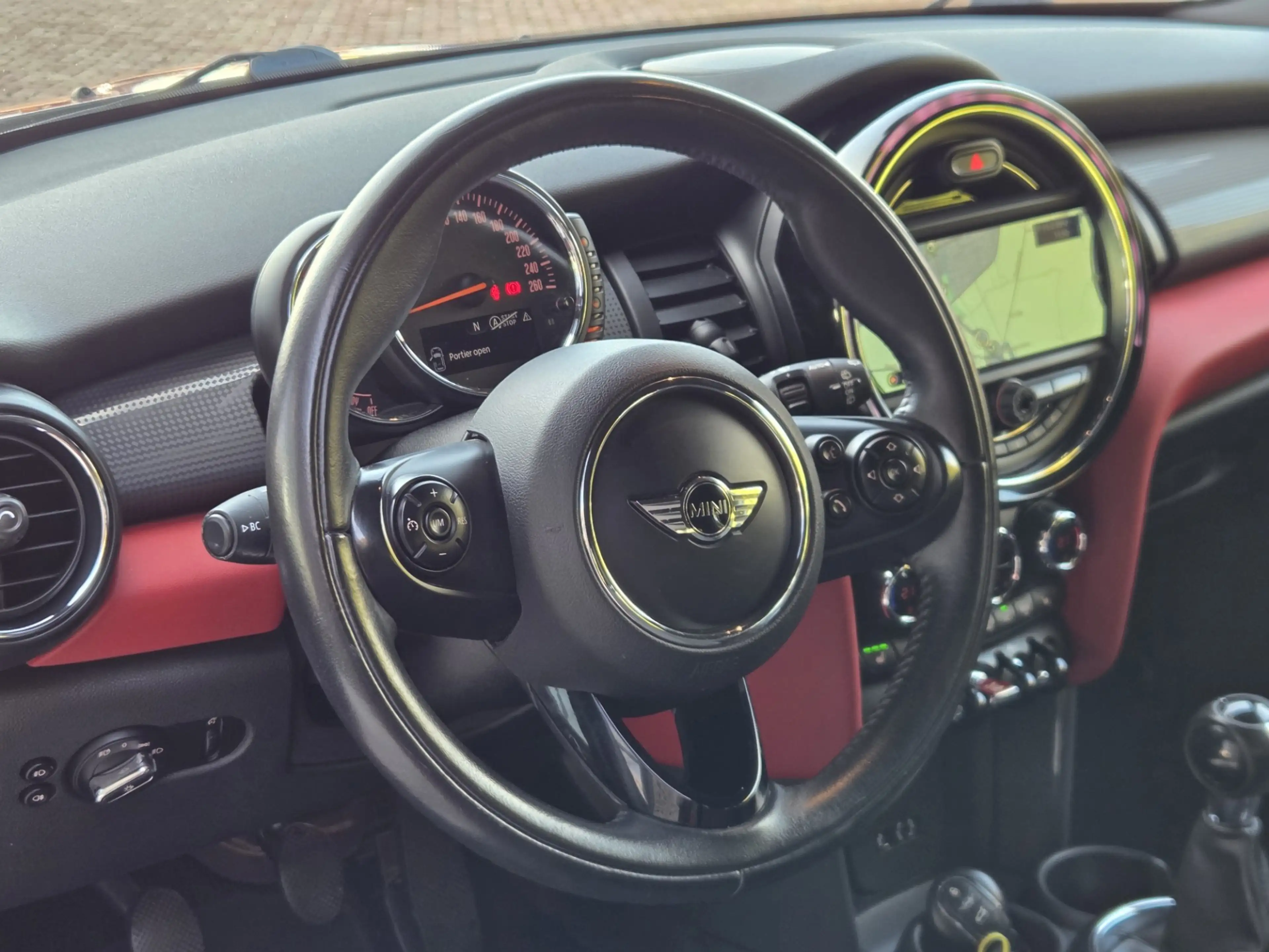 MINI Cooper 3-Deurs 1.5 136 PK Chili — photo 17