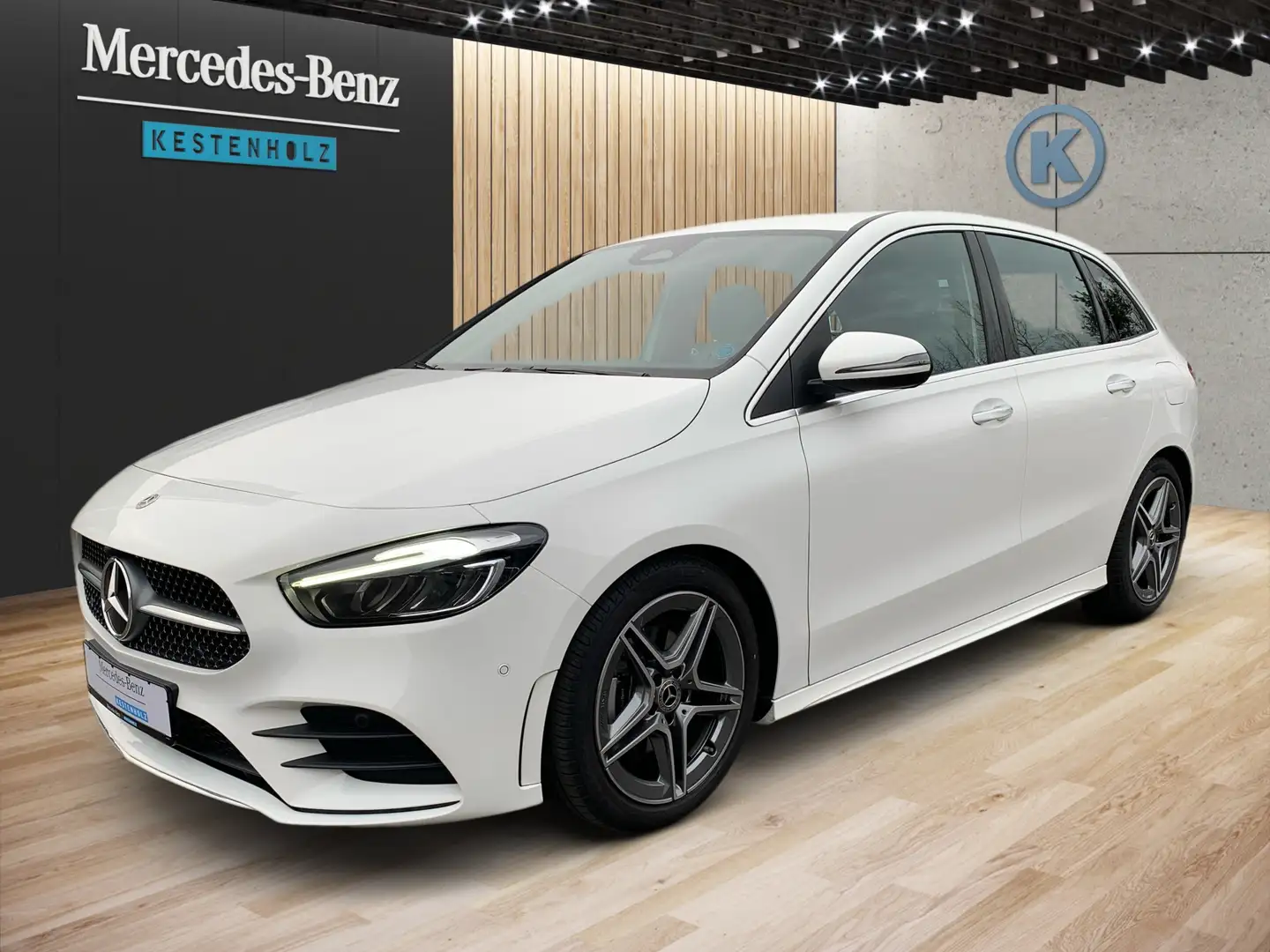 Mercedes-Benz B 200 B 200 d *AMG*MBUX*KAMERA*NAVI*TEMPOMAT*LED*DAB+* Weiß - 1