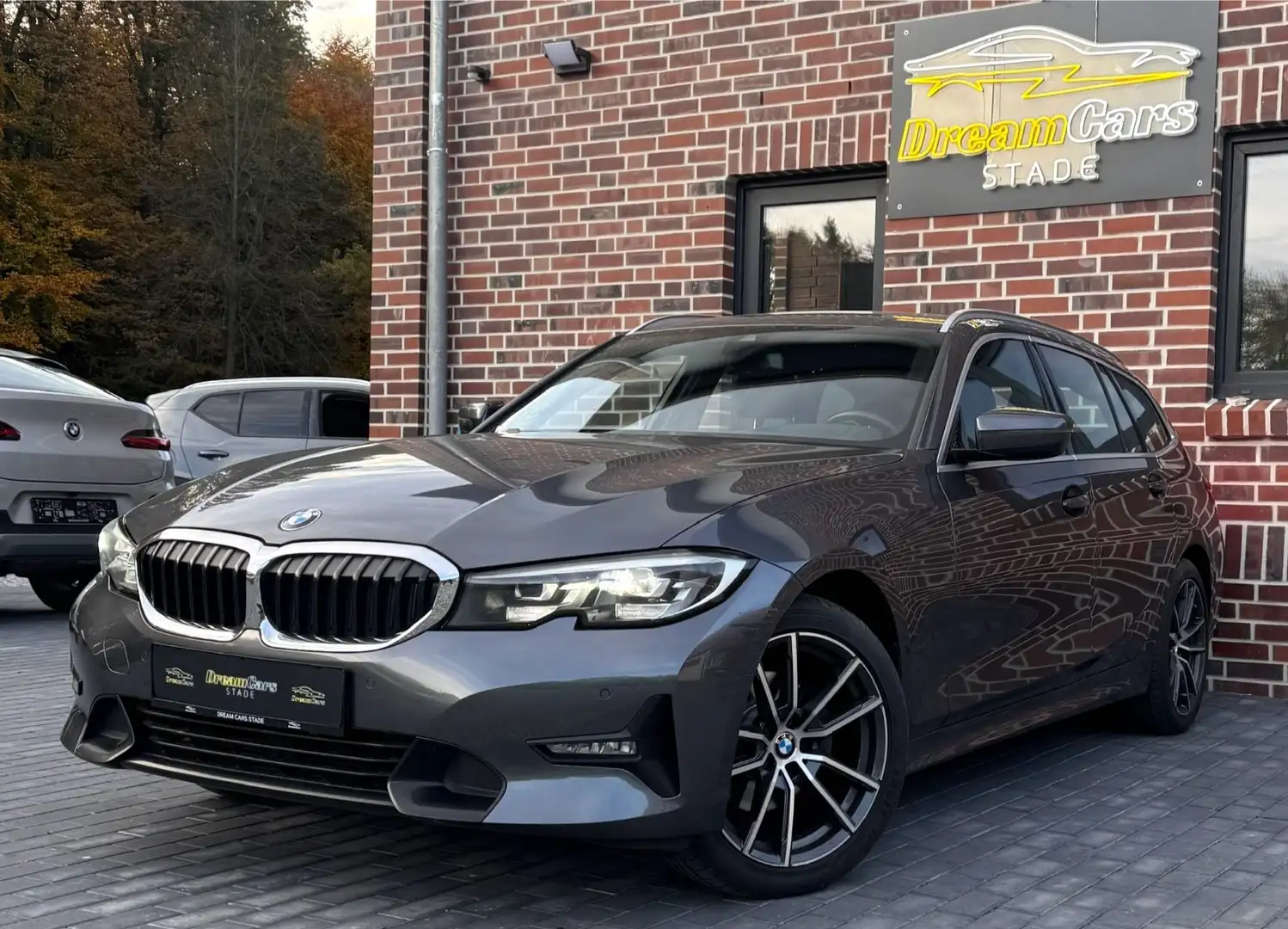 BMW 320 d xDrive Sport Line HUD*Virtual*Memory*H&K Gris - 1