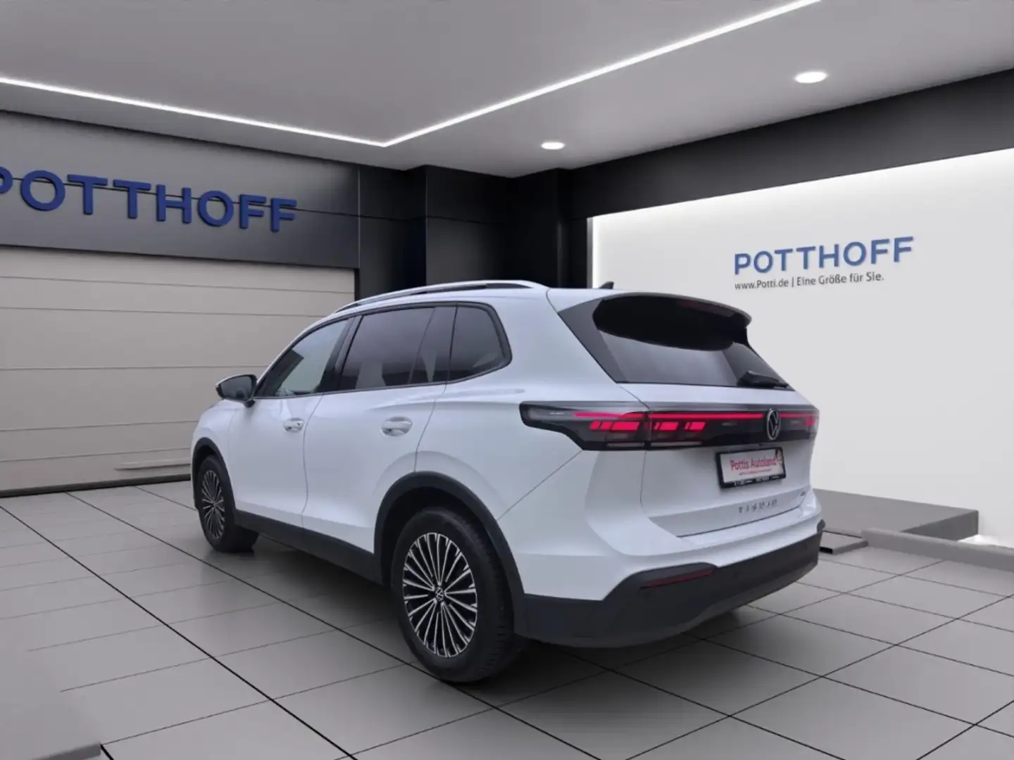 Volkswagen Tiguan 1.5 eTSI DSG LIFE AHK NAVI KAMERA LED+ Weiß - 2