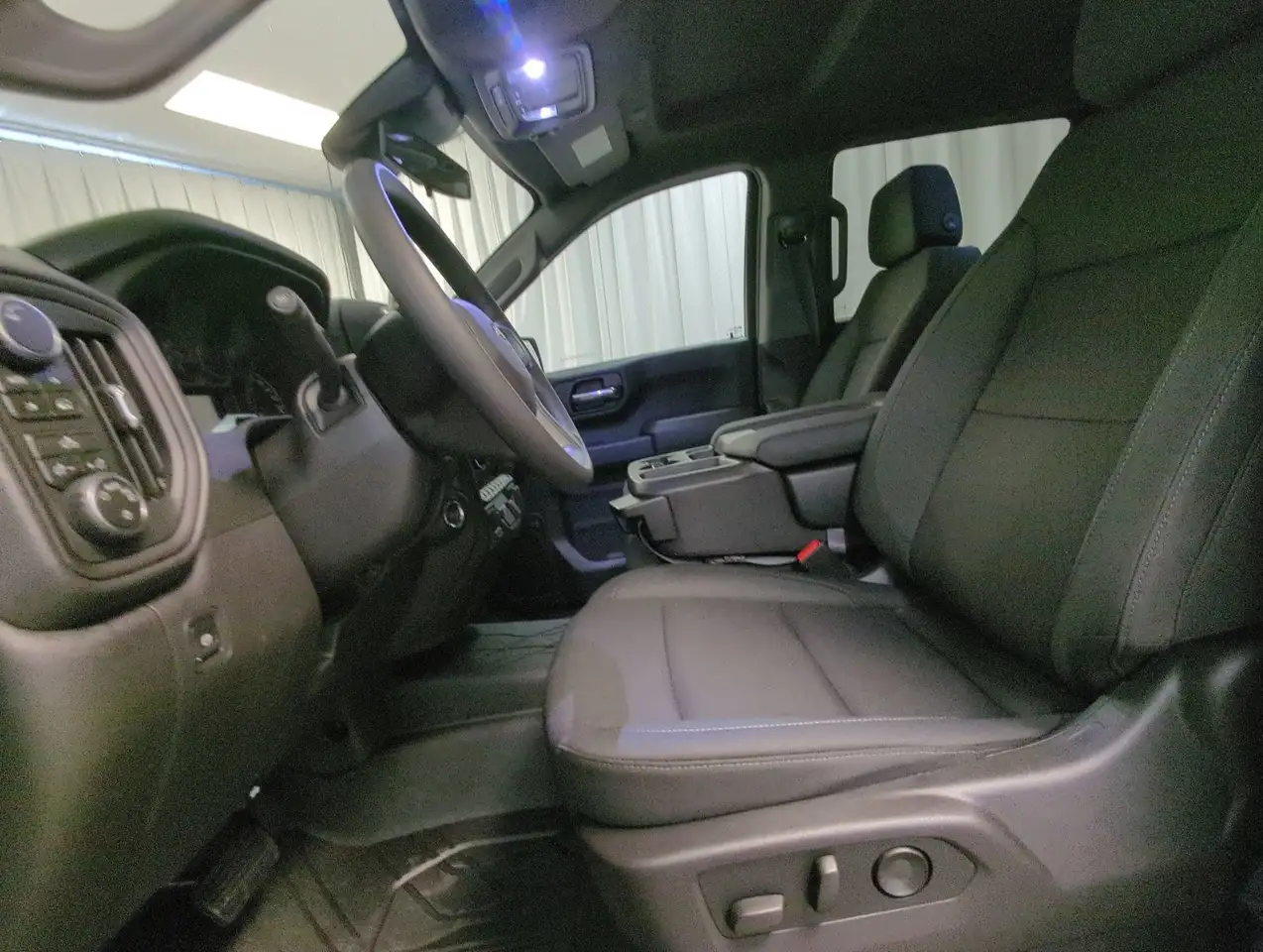 Chevrolet Silverado 1500 photo Chevrolet Silverado 1500