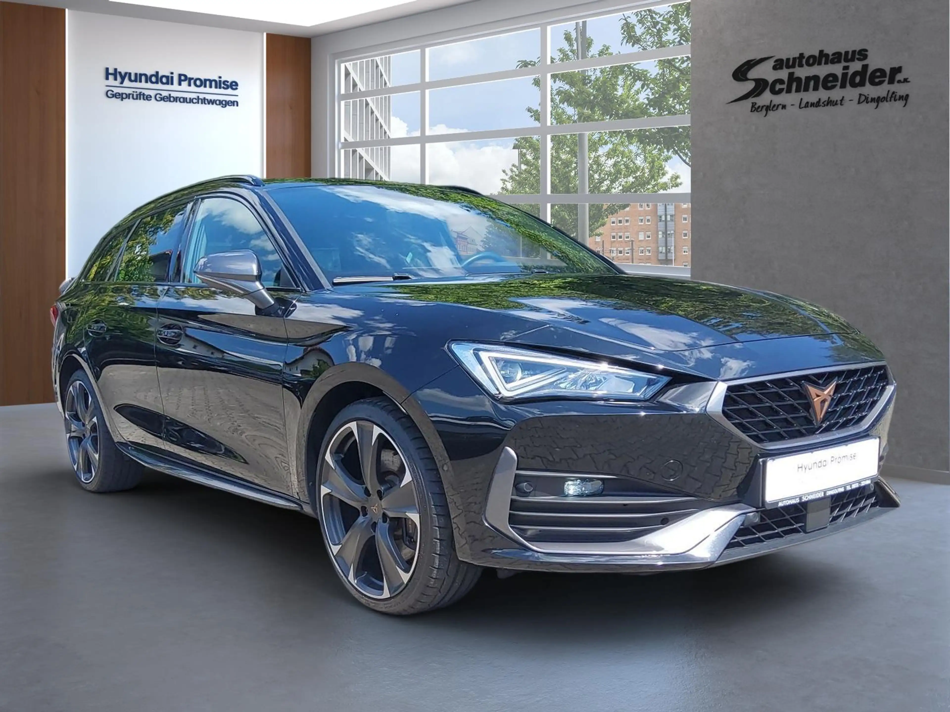 CUPRA Leon Sportstourer 1.4 e-HYBRID DSG SHZ/EHK/FULL LINK — photo 2