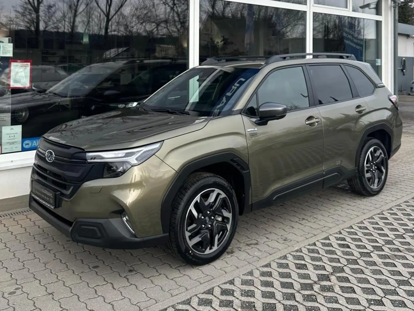 Subaru Forester 2.0ie Active Lineartronic Grün - 1