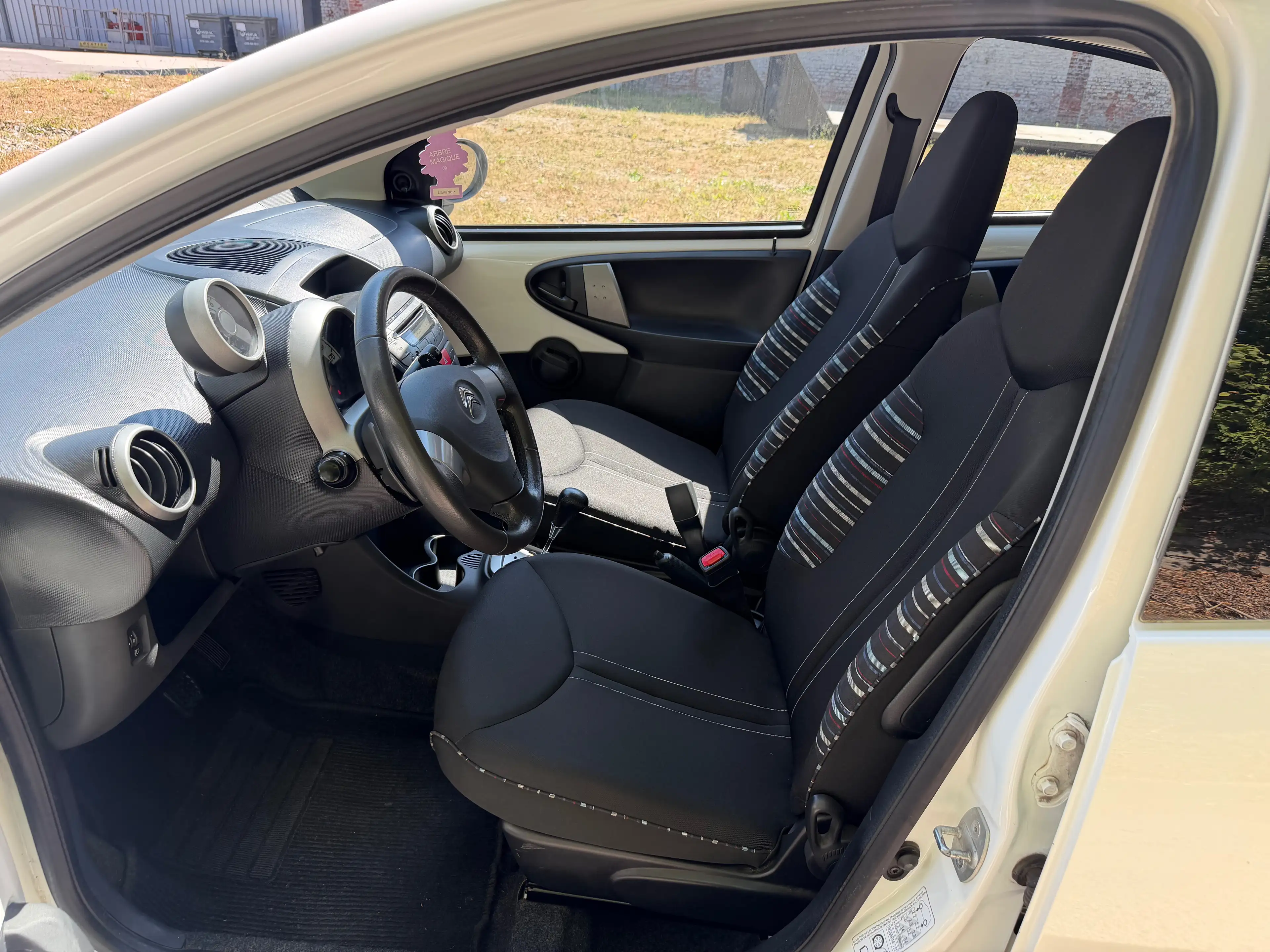 Citroen C1 C1 1.0i boite Automatique 1er propriétaire garantie 1 an — photo 13