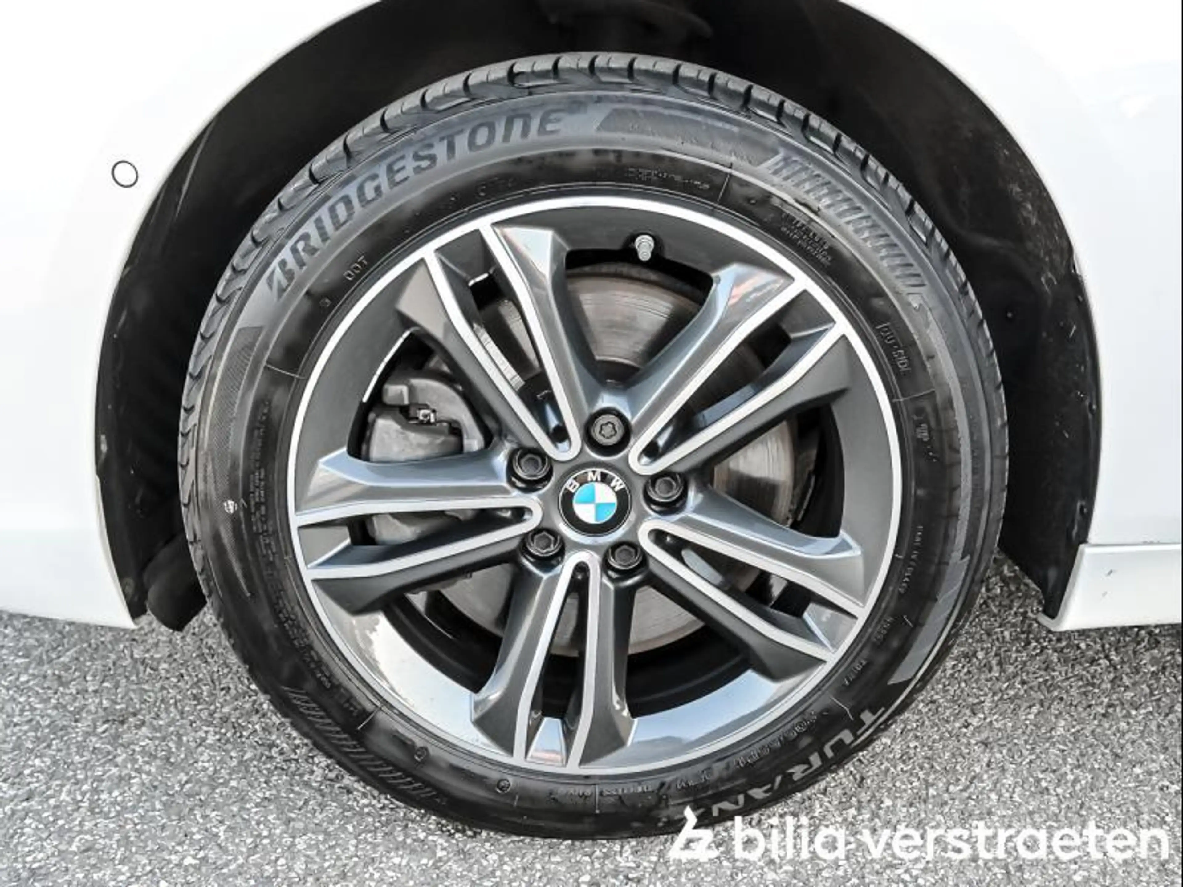 BMW 225 xe AT Sport Line - PANO - MEMORY - HIFI — photo 8