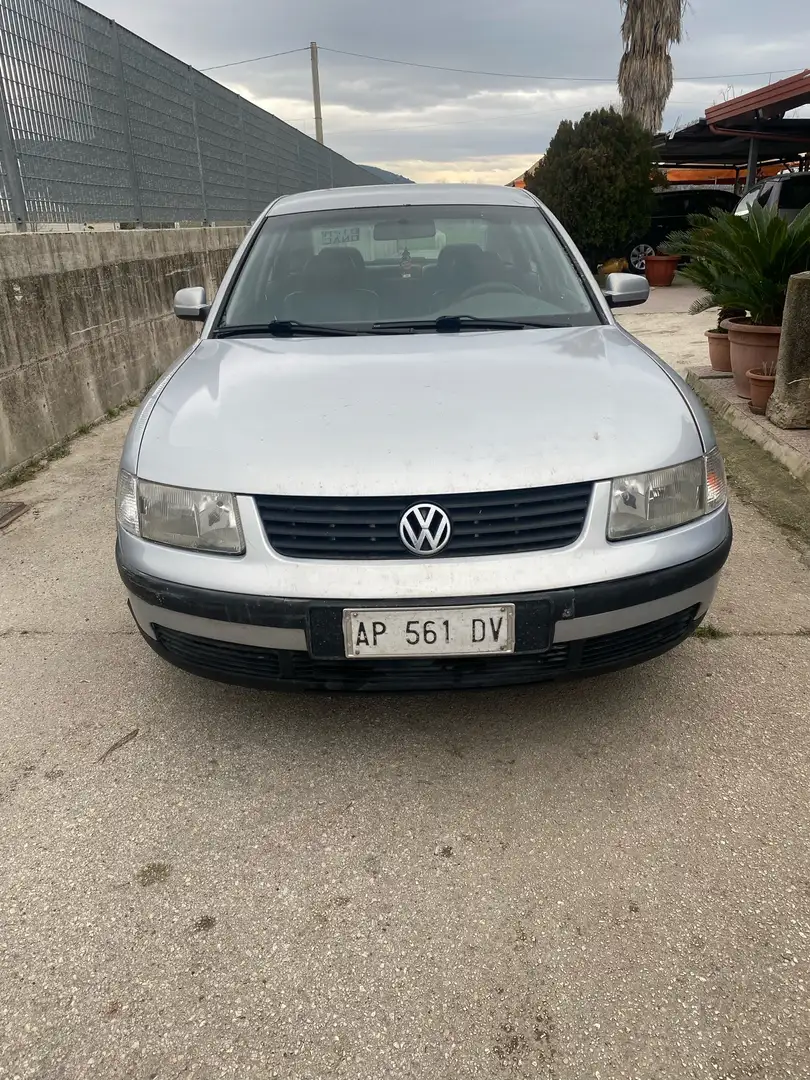 Volkswagen Passat 1.8t Highline - 2