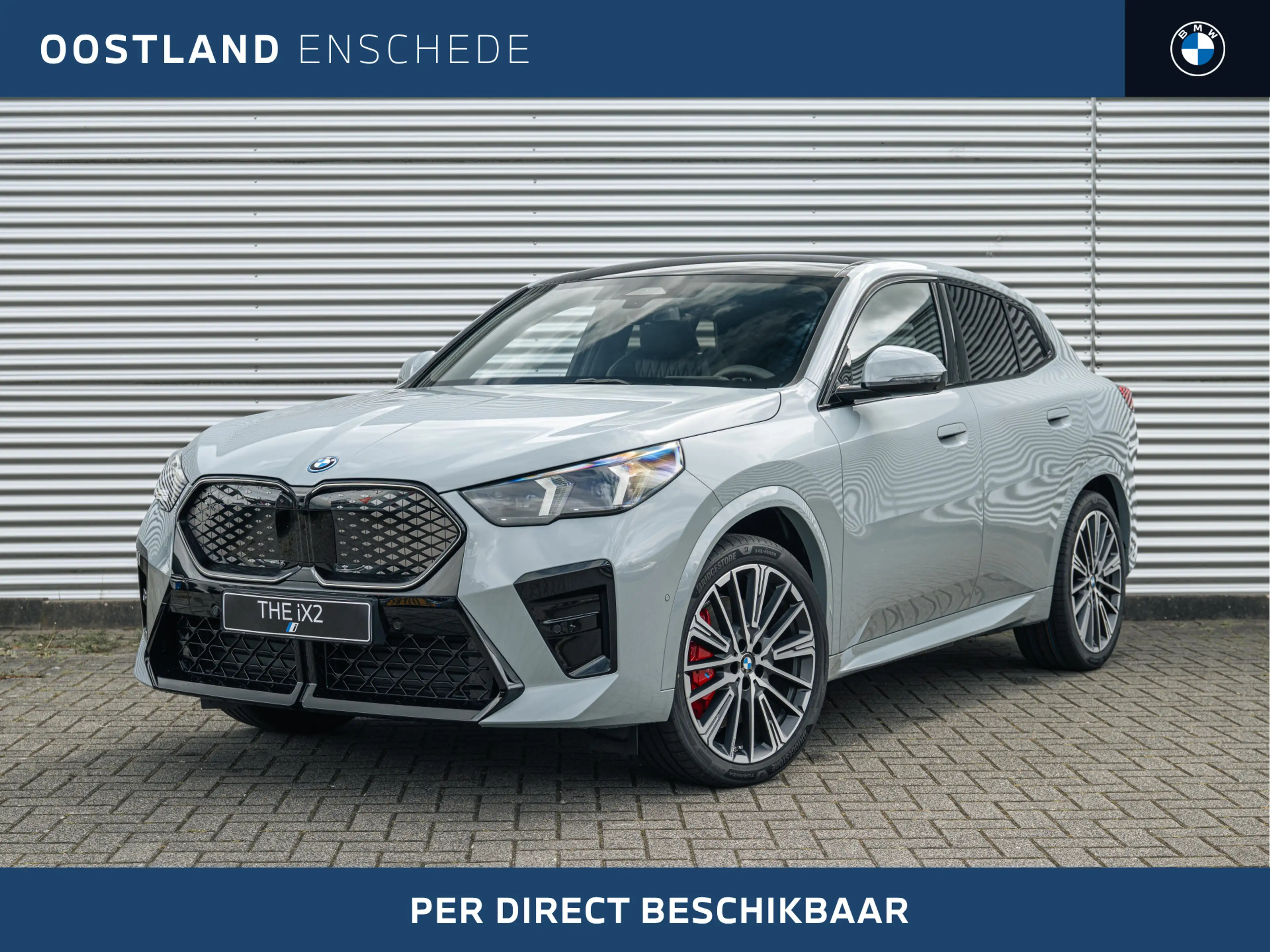 BMW iX2 eDrive20 M Sport / Panoramadak / Sportstoelen / Ad