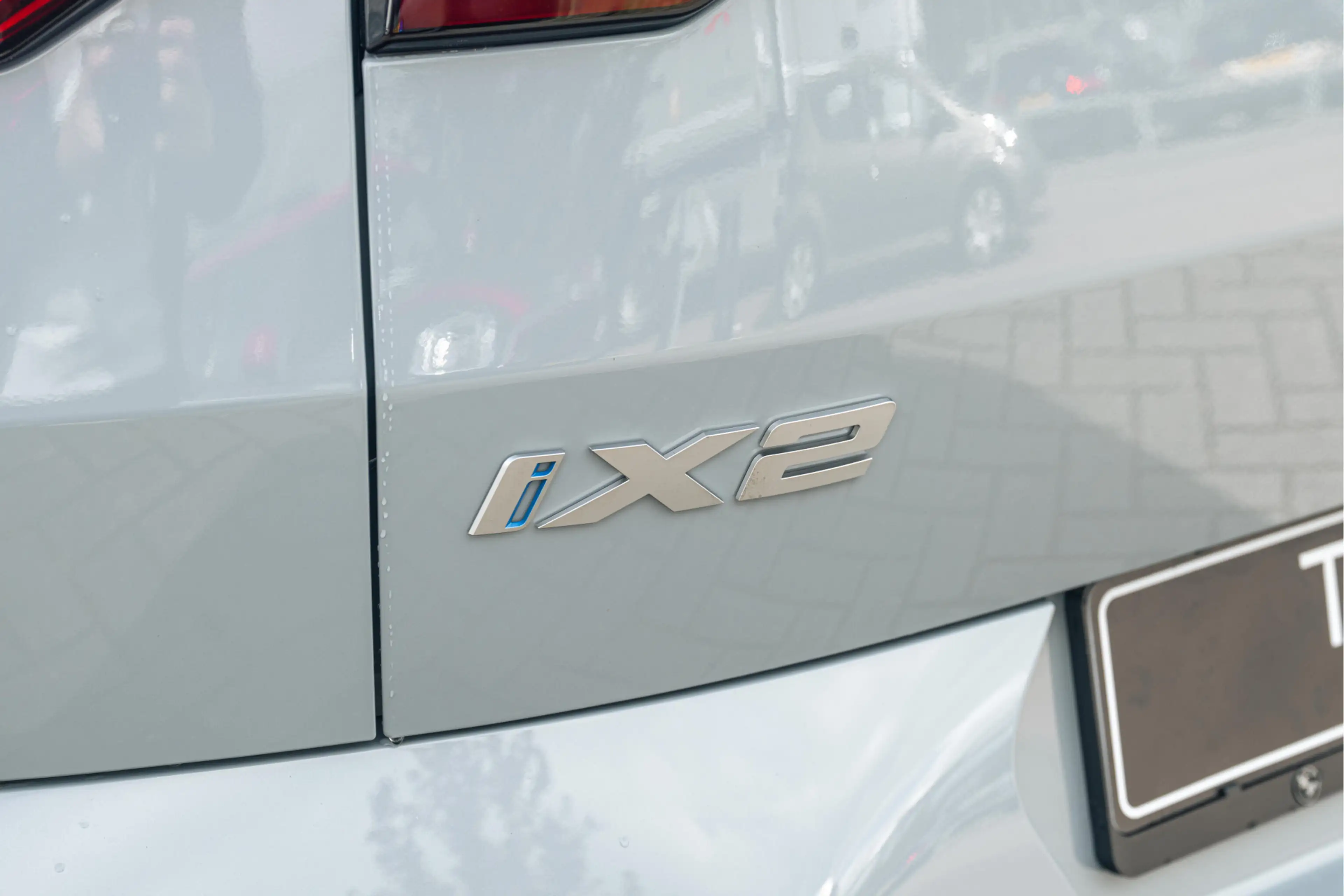 BMW iX2 eDrive20 M Sport / Panoramadak / Sportstoelen / Ad — photo 15