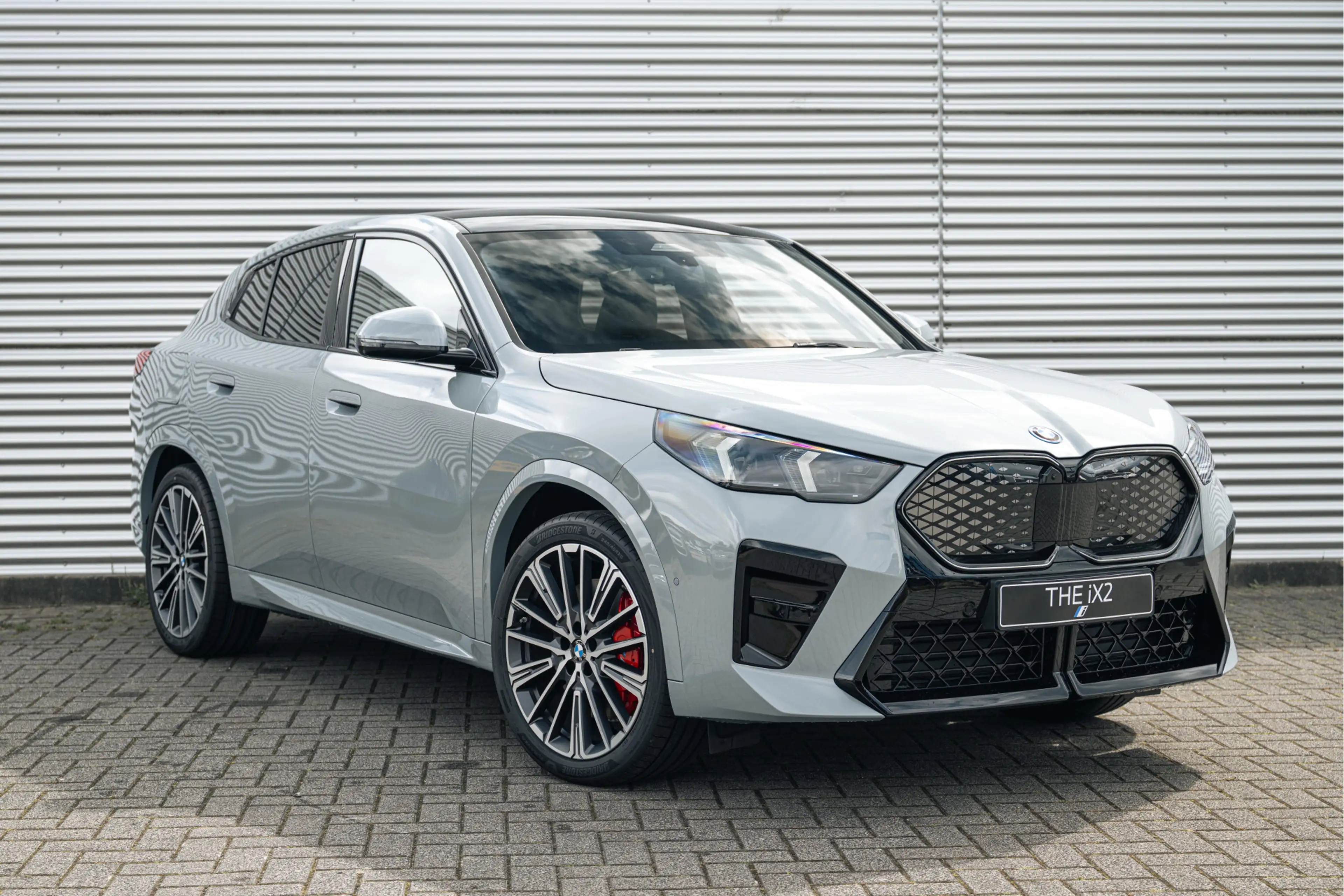 BMW iX2 eDrive20 M Sport / Panoramadak / Sportstoelen / Ad — photo 11