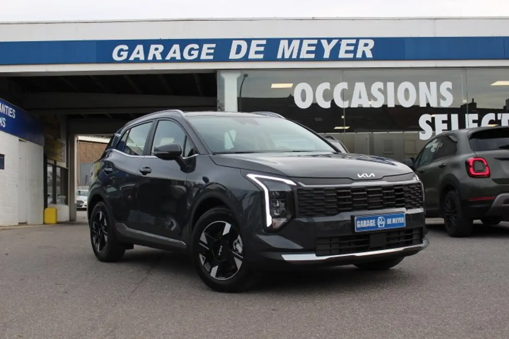 Kia Sportage 1.6 T-GDi MHEV 'Mod. 2026' Grijs - 1