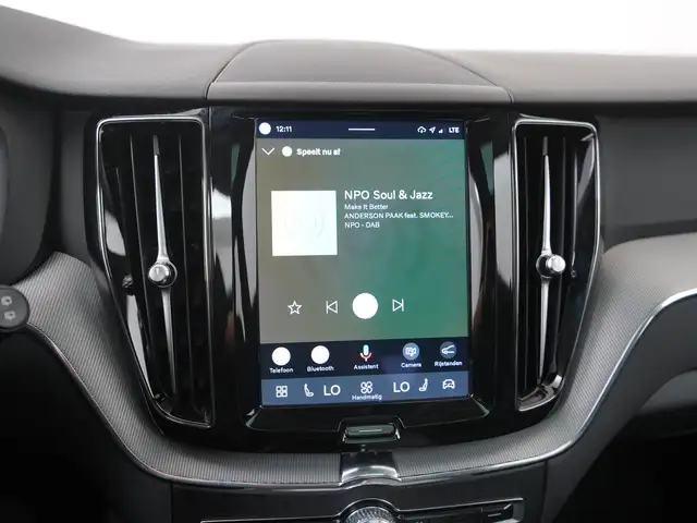 Volvo XC60 view 15